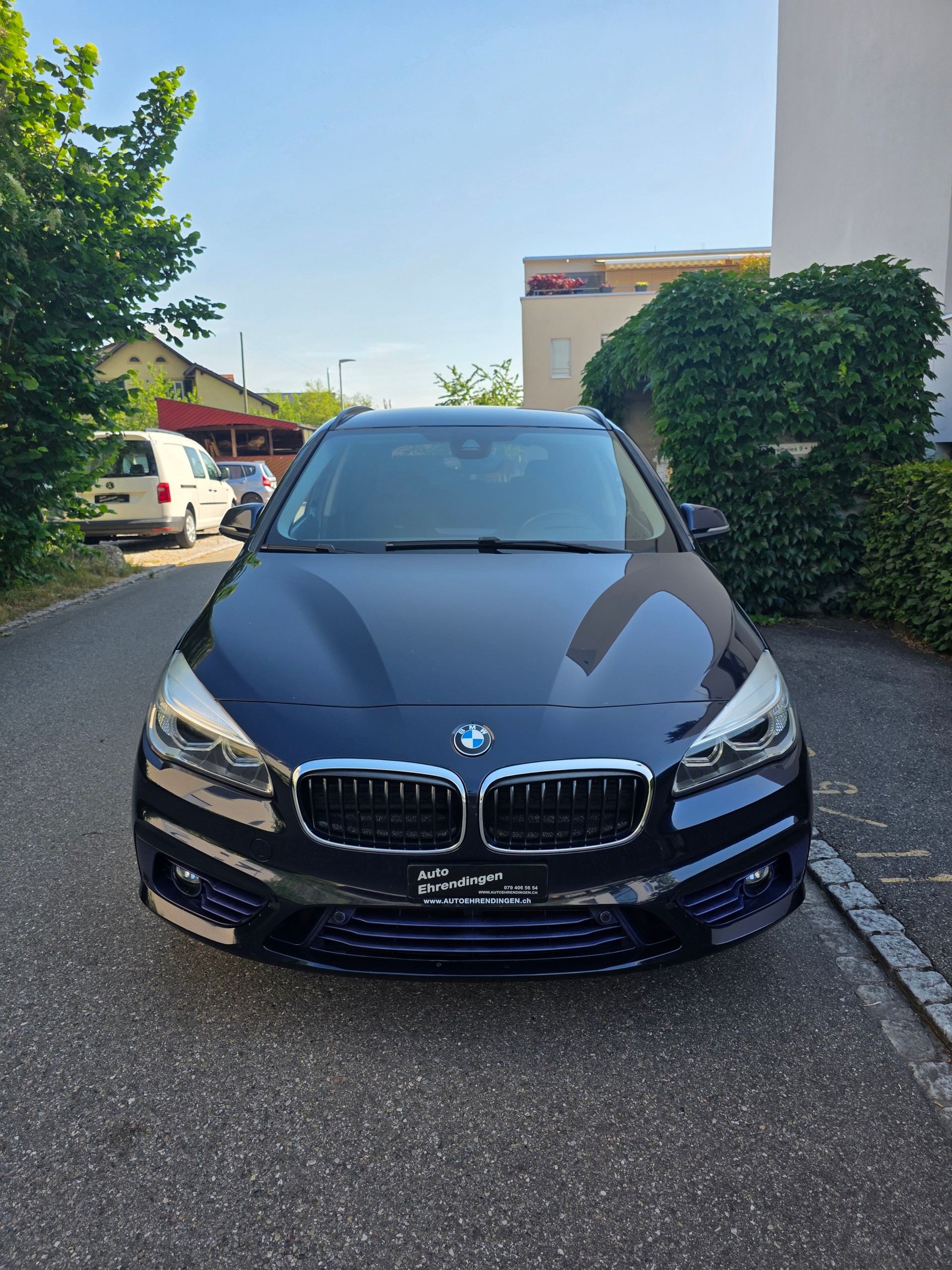 BMW 220d xDrive Active Tourer Sport Line Steptronic-image-1