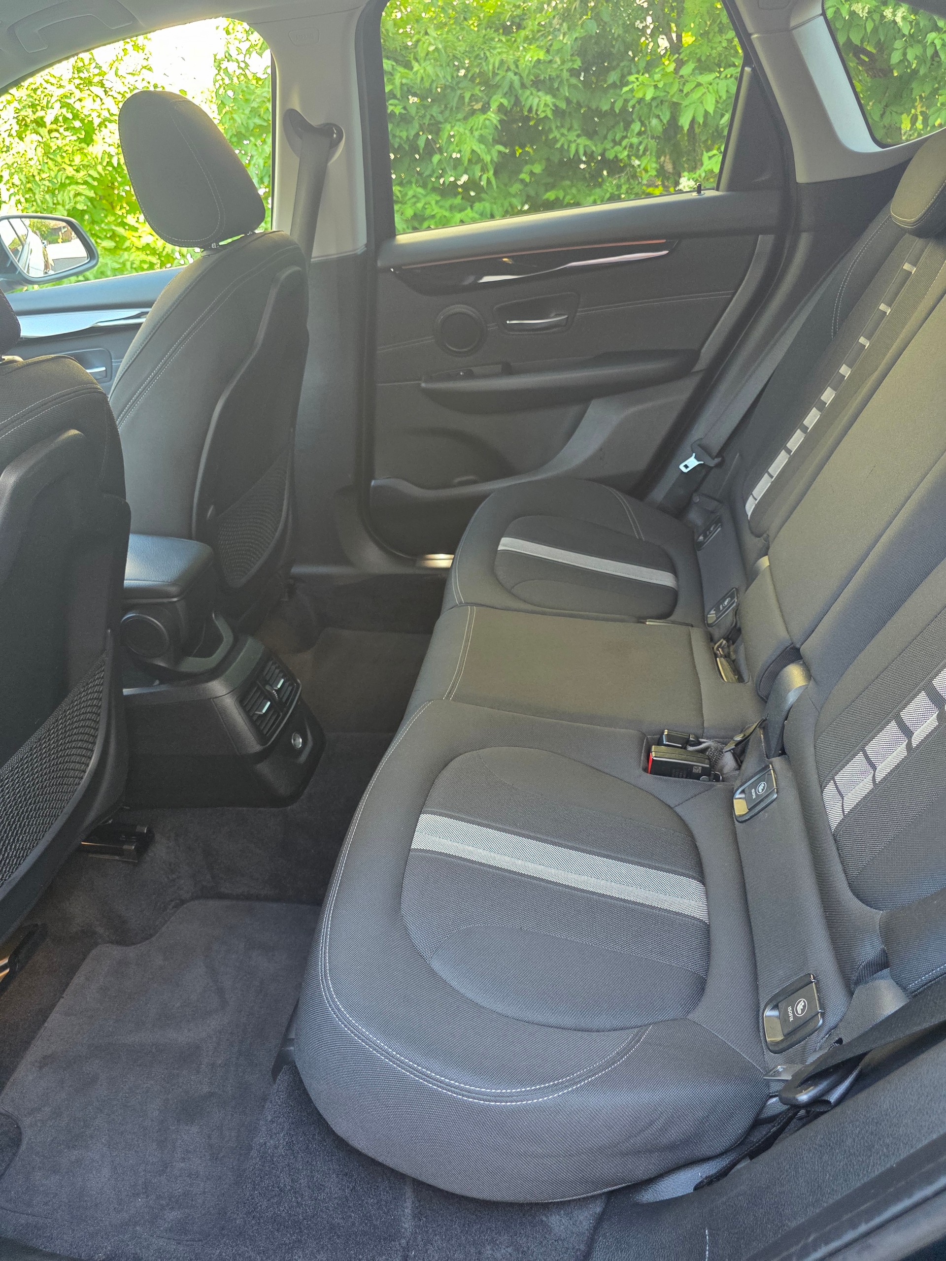 BMW 220d xDrive Active Tourer Sport Line Steptronic-image-14