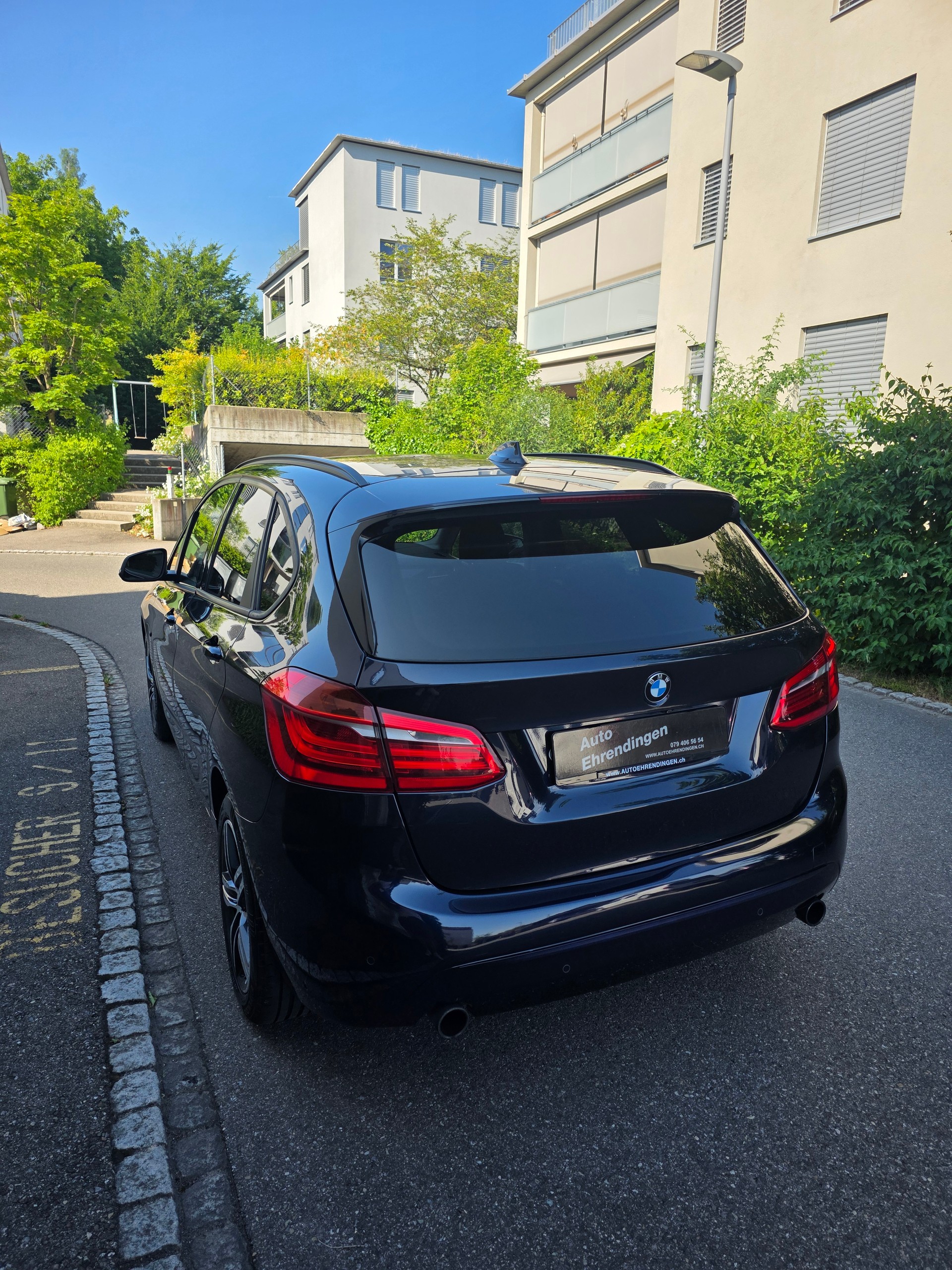 BMW 220d xDrive Active Tourer Sport Line Steptronic-image-8