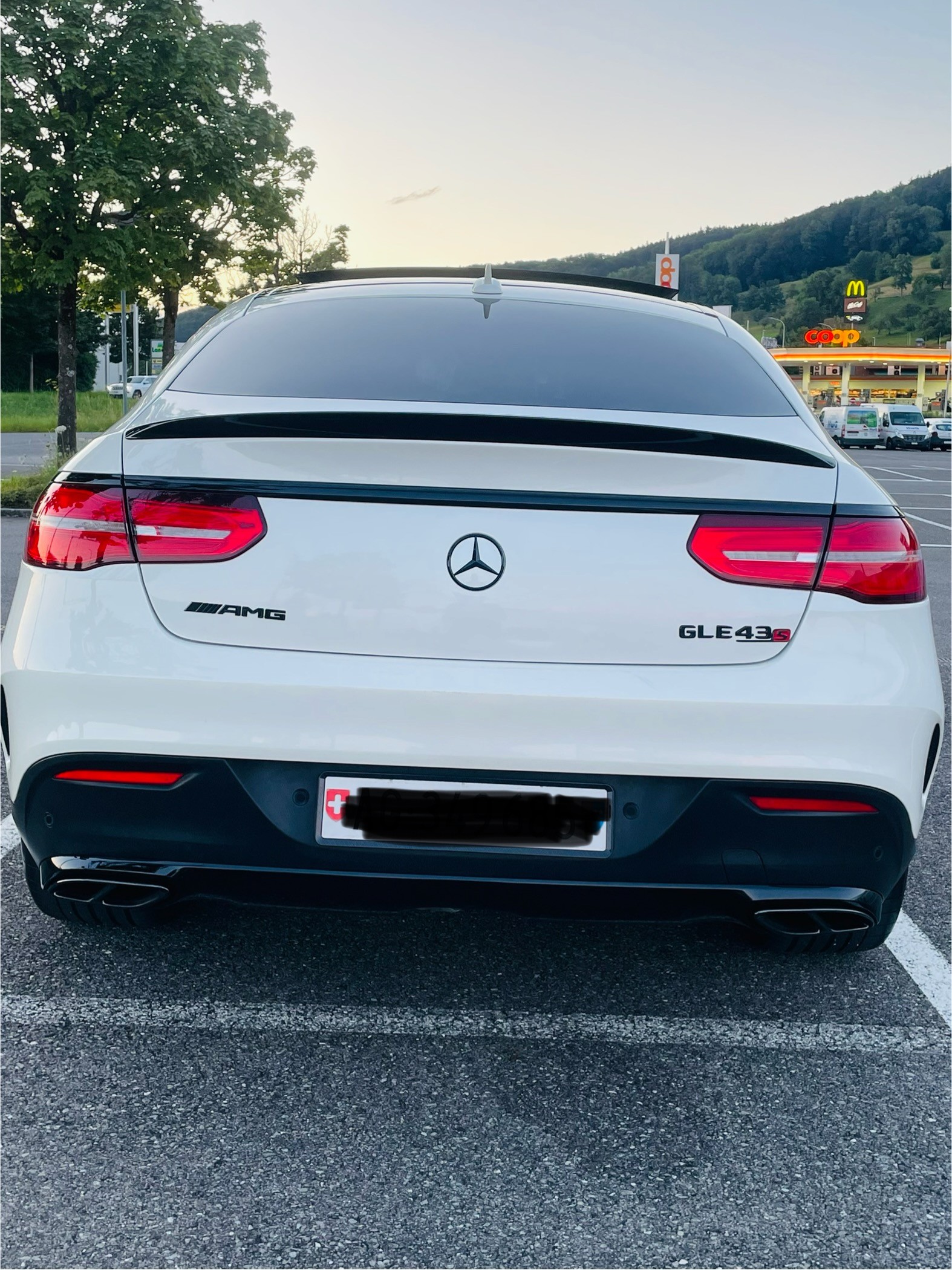 MERCEDES-BENZ GLE 43 AMG-image-3