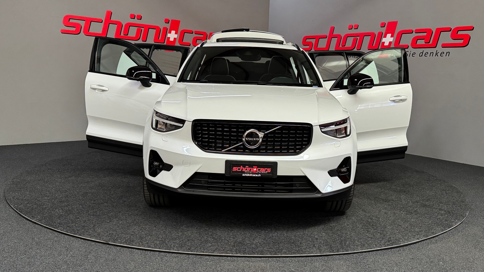 VOLVO XC40 T5 PHEV Ultimate Dark DCT-image-9