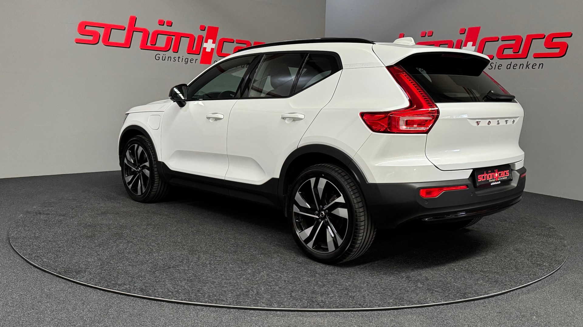 VOLVO XC40 T5 PHEV Ultimate Dark DCT-image-3