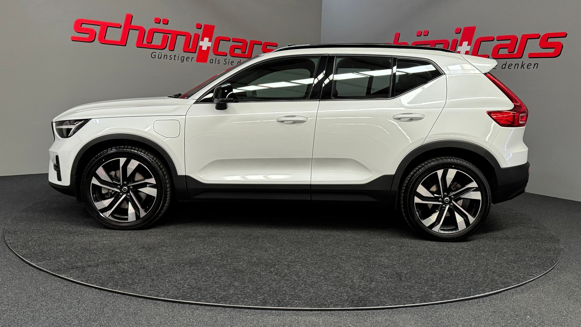 VOLVO XC40 T5 PHEV Ultimate Dark DCT-image-2