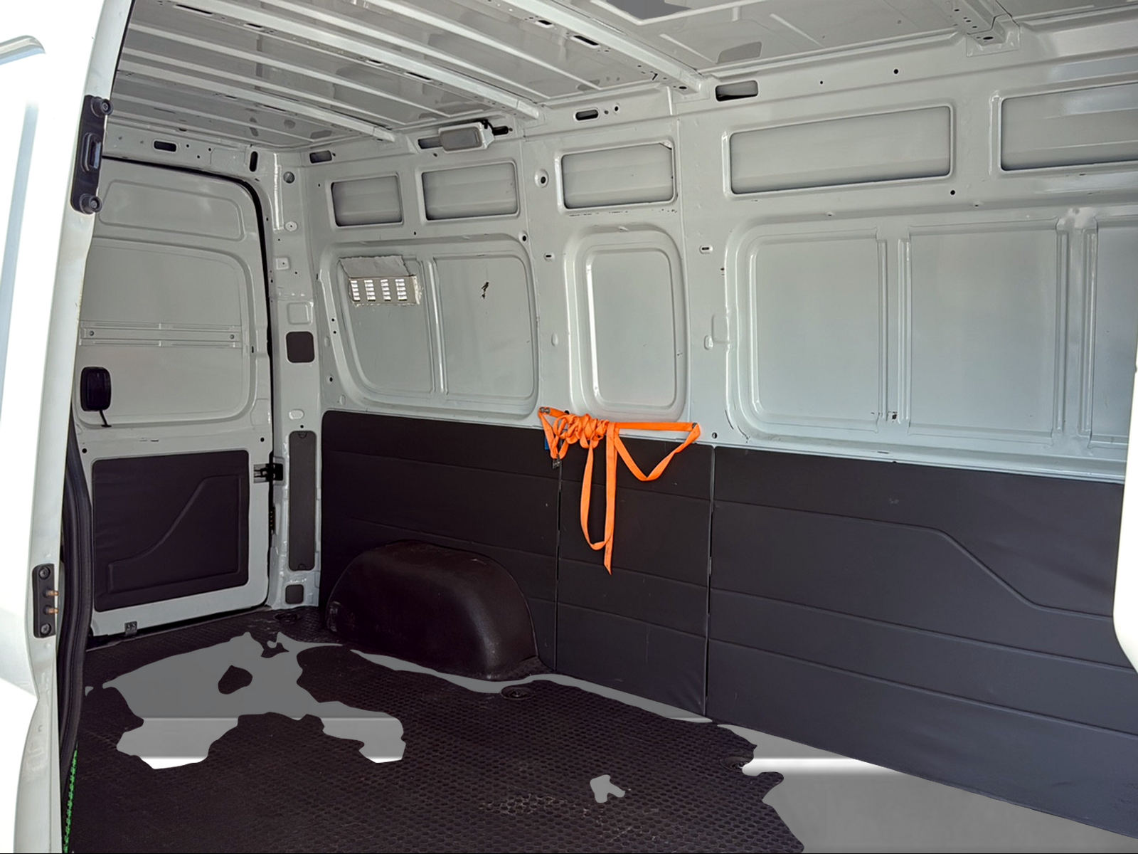 MAXUS EV80 Kastenaufbau H3-image-5