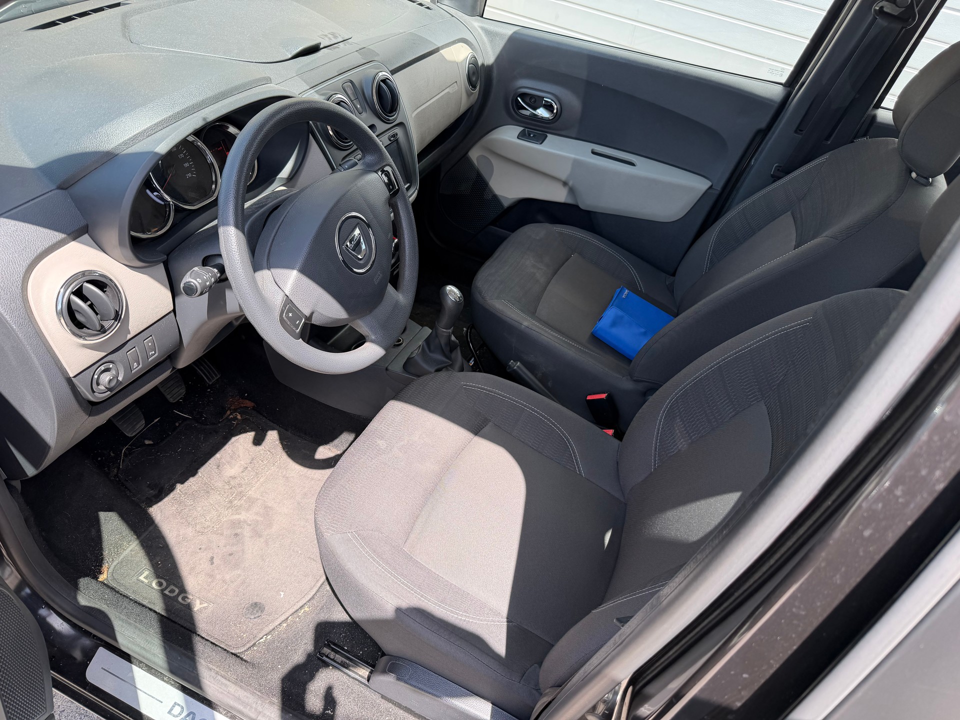 DACIA Lodgy 1.2 Turbo Lauréate 7PL-image-9