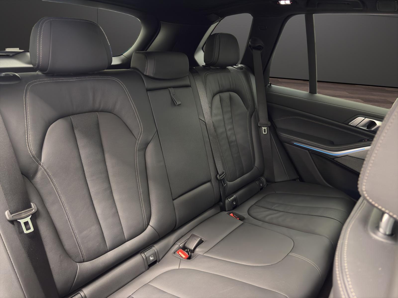 BMW X5 45e xDrive M SPORT-image-18