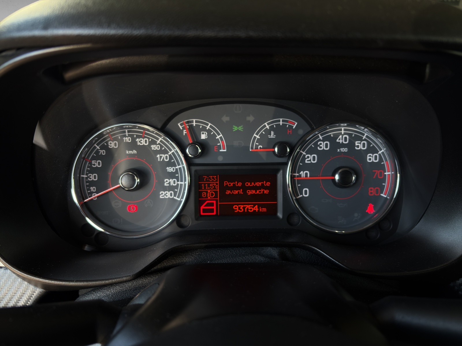 FIAT Punto 1.4 16V Turbo Sport-image-8
