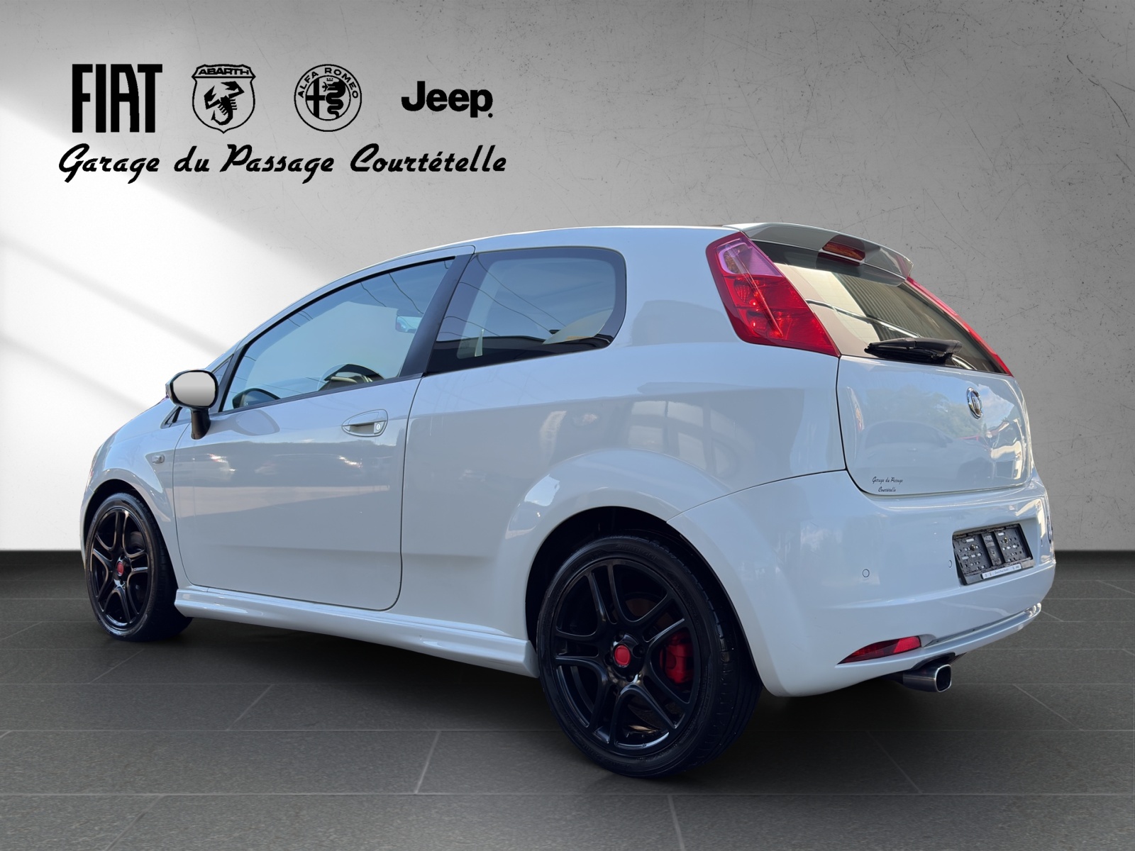 FIAT Punto 1.4 16V Turbo Sport-image-3
