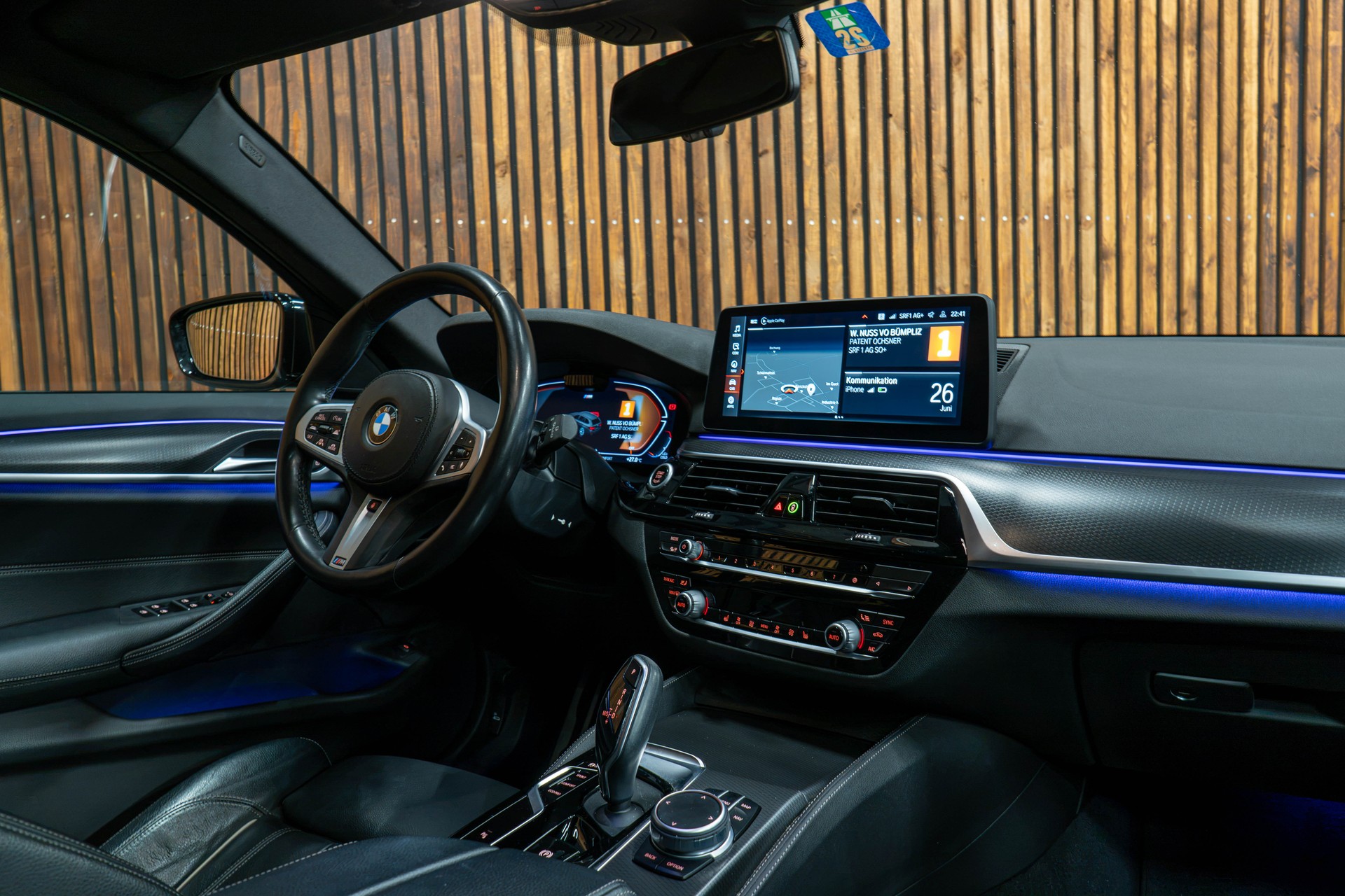 BMW 520d xDrive Touring-image-5