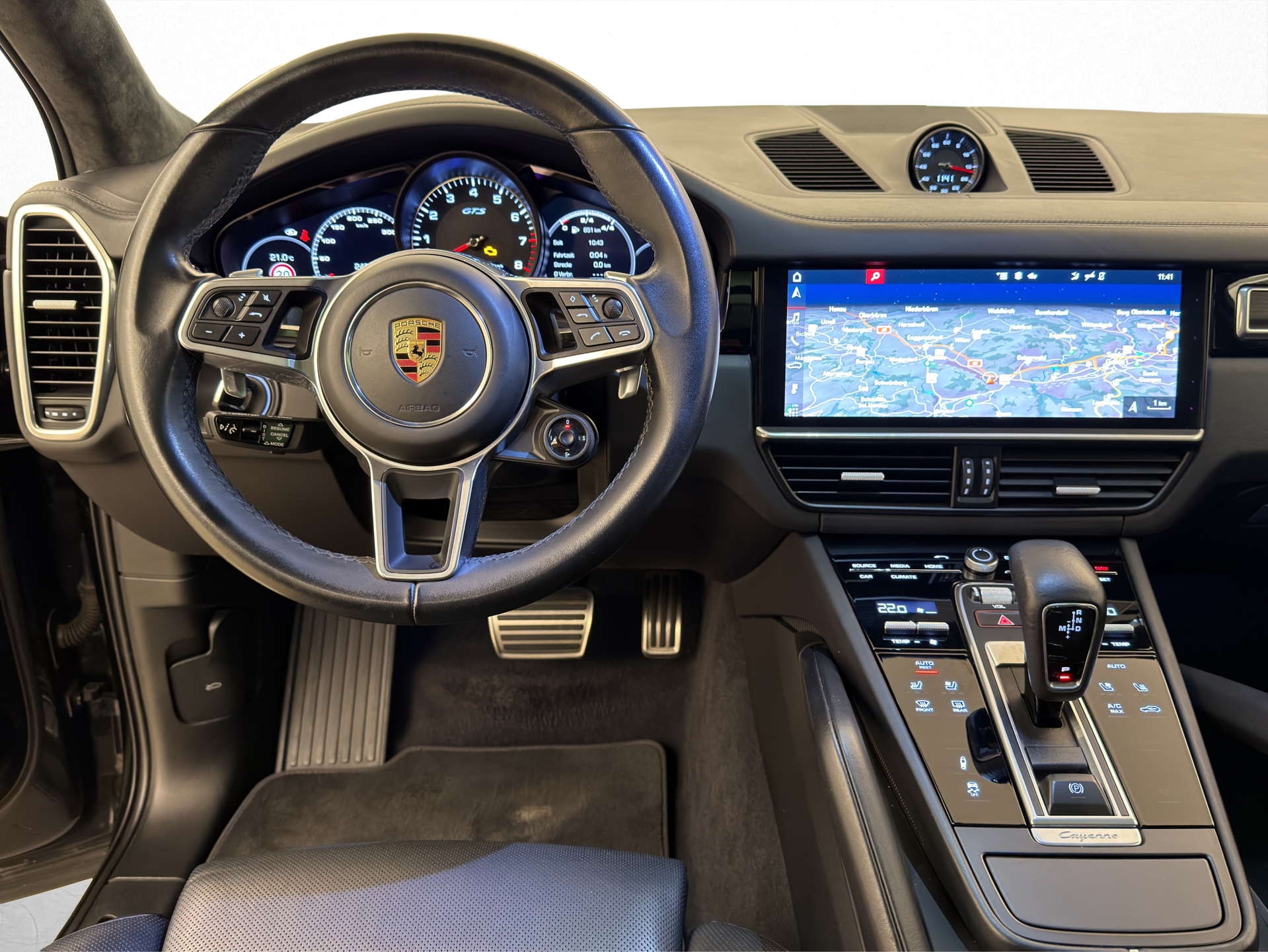 PORSCHE Cayenne GTS 4.0 V8 GTS-image-12