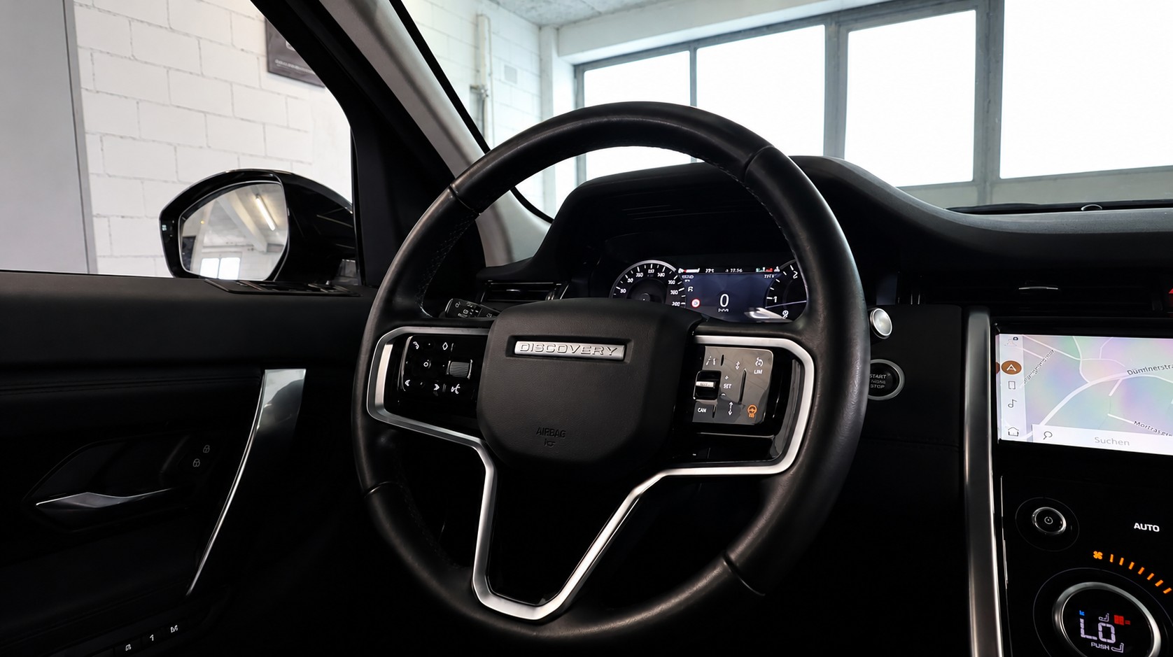 LAND ROVER Discovery Sport 2.0 SD4 200 SE-image-20