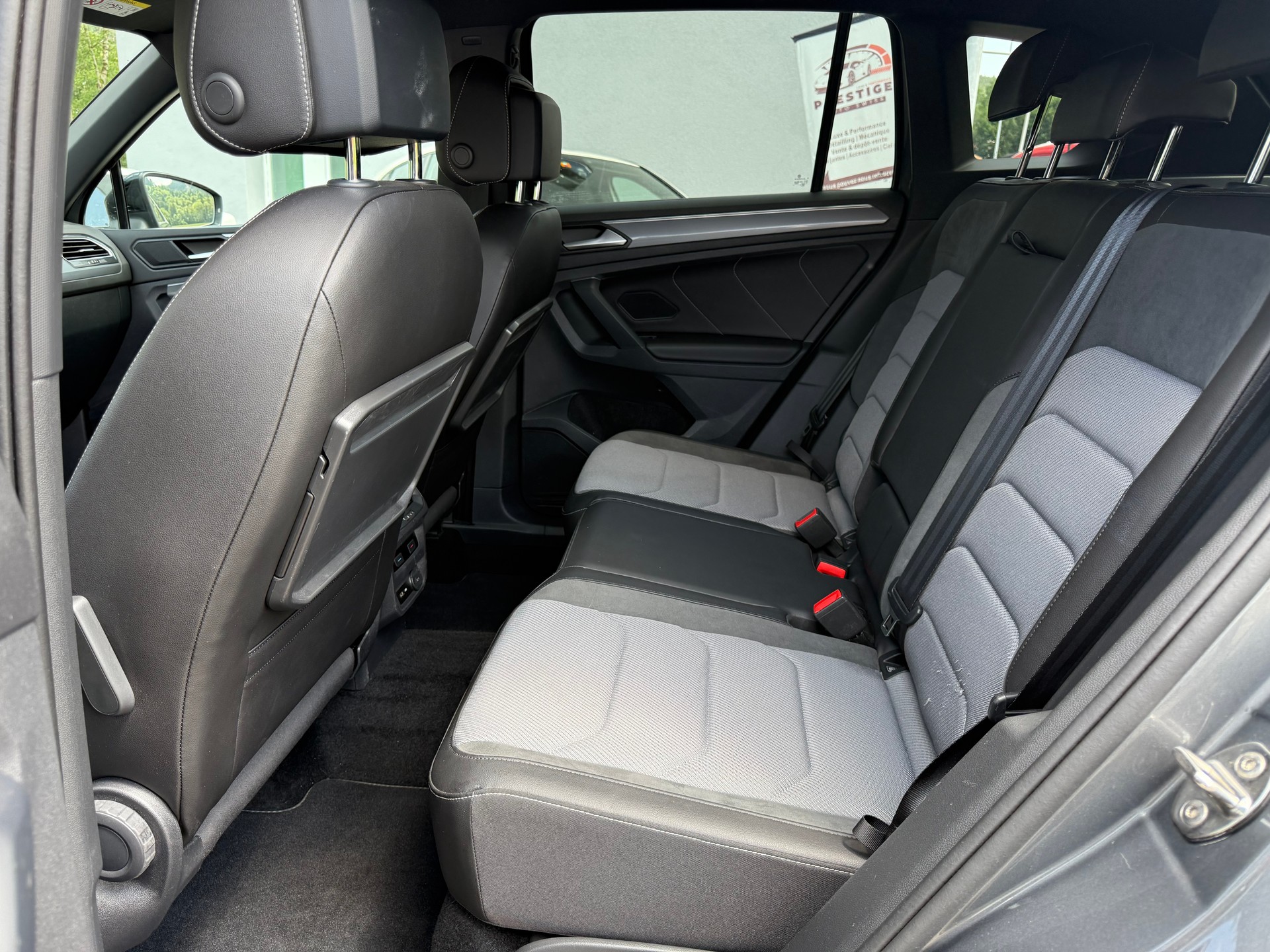 VW Tiguan 2.0TSI Highline 4Motion DSG-image-8