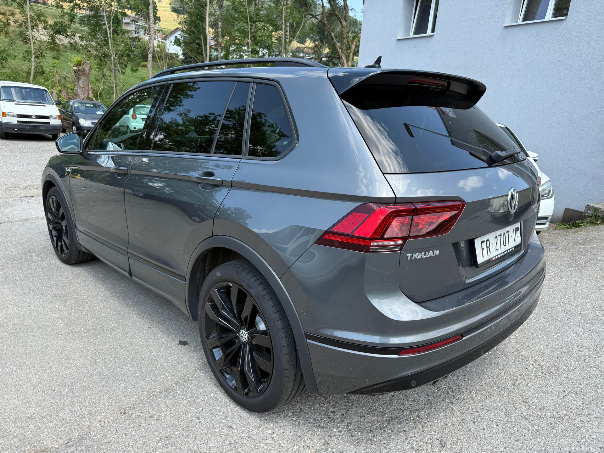 VW Tiguan 2.0TSI Highline 4Motion DSG-image-6