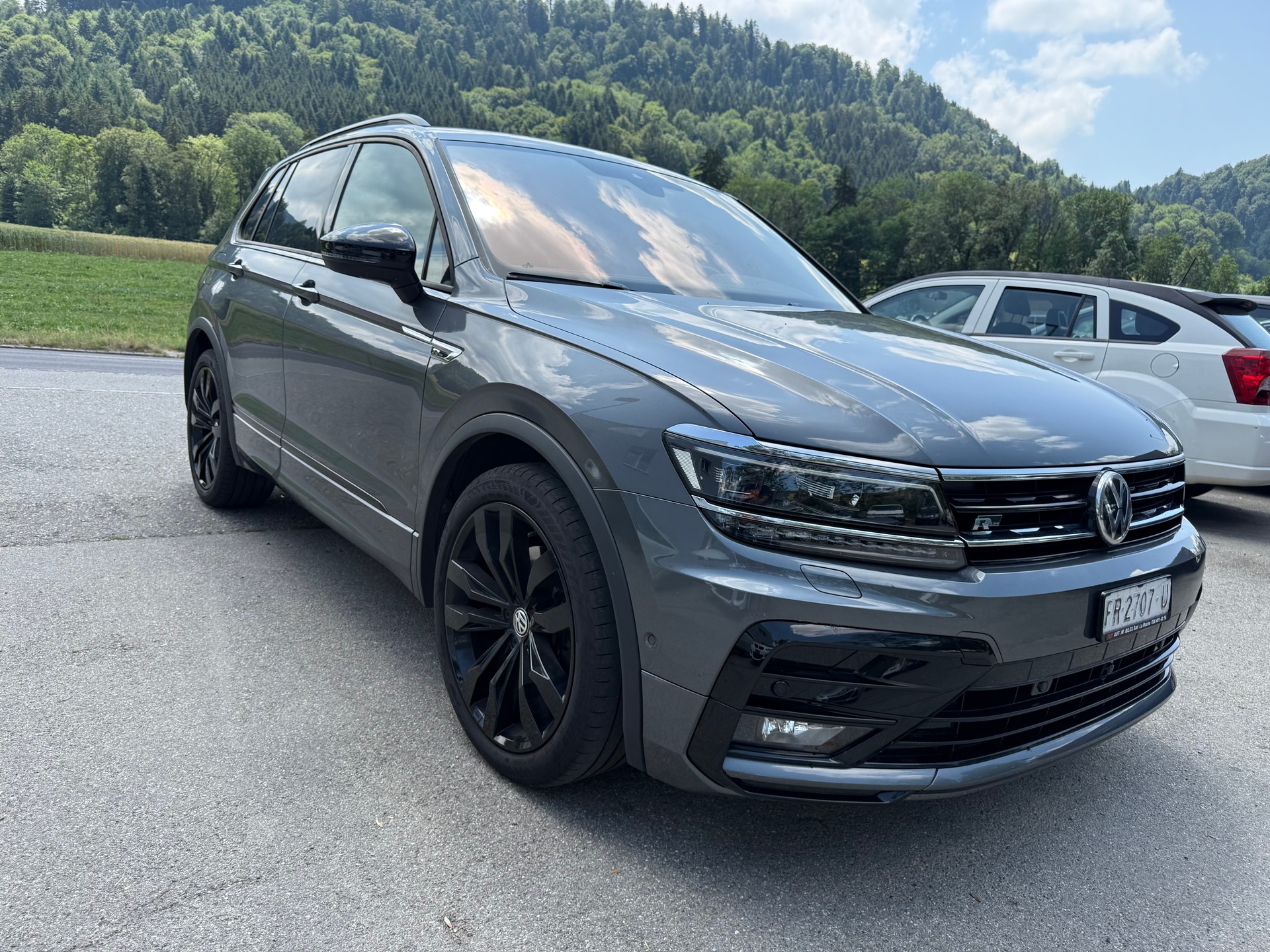 VW Tiguan 2.0TSI Highline 4Motion DSG-image-3