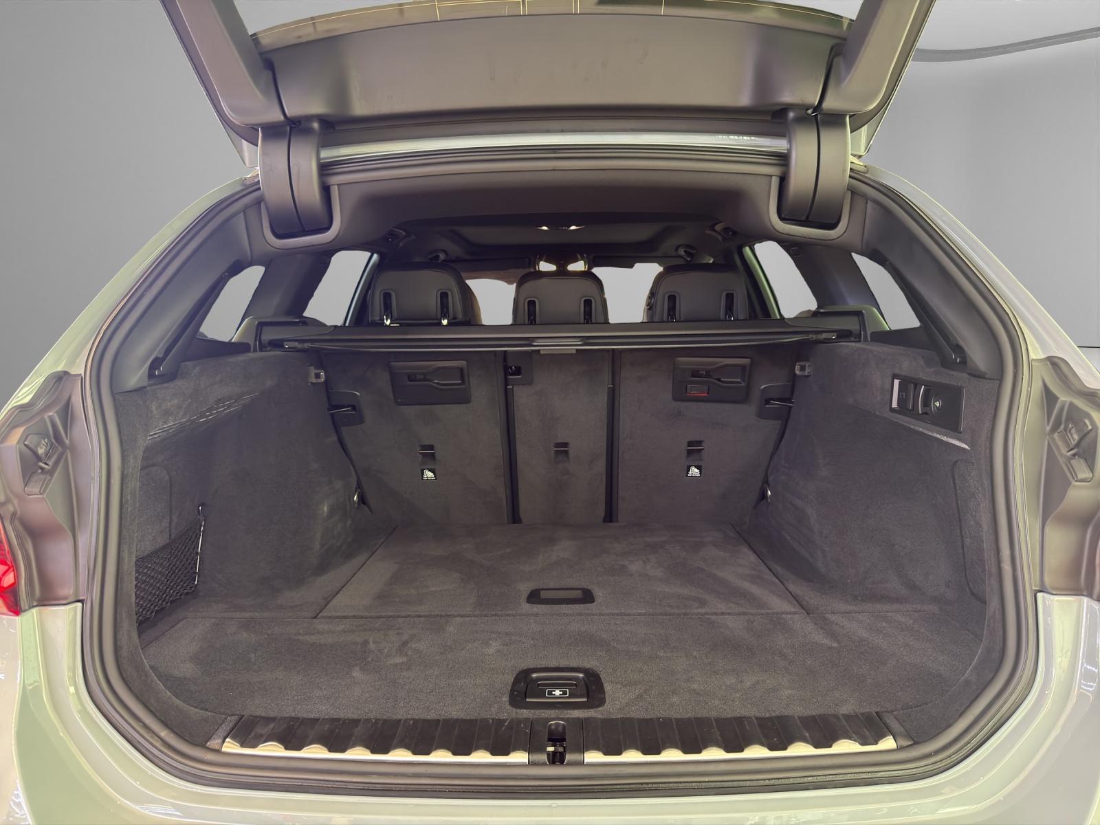BMW 320d xDrive Touring M-SportPaket-image-20