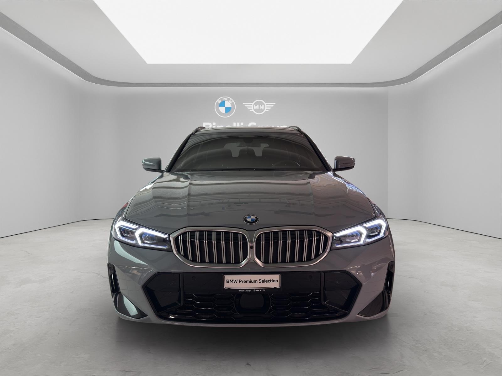 BMW 320d xDrive Touring M-SportPaket-image-7