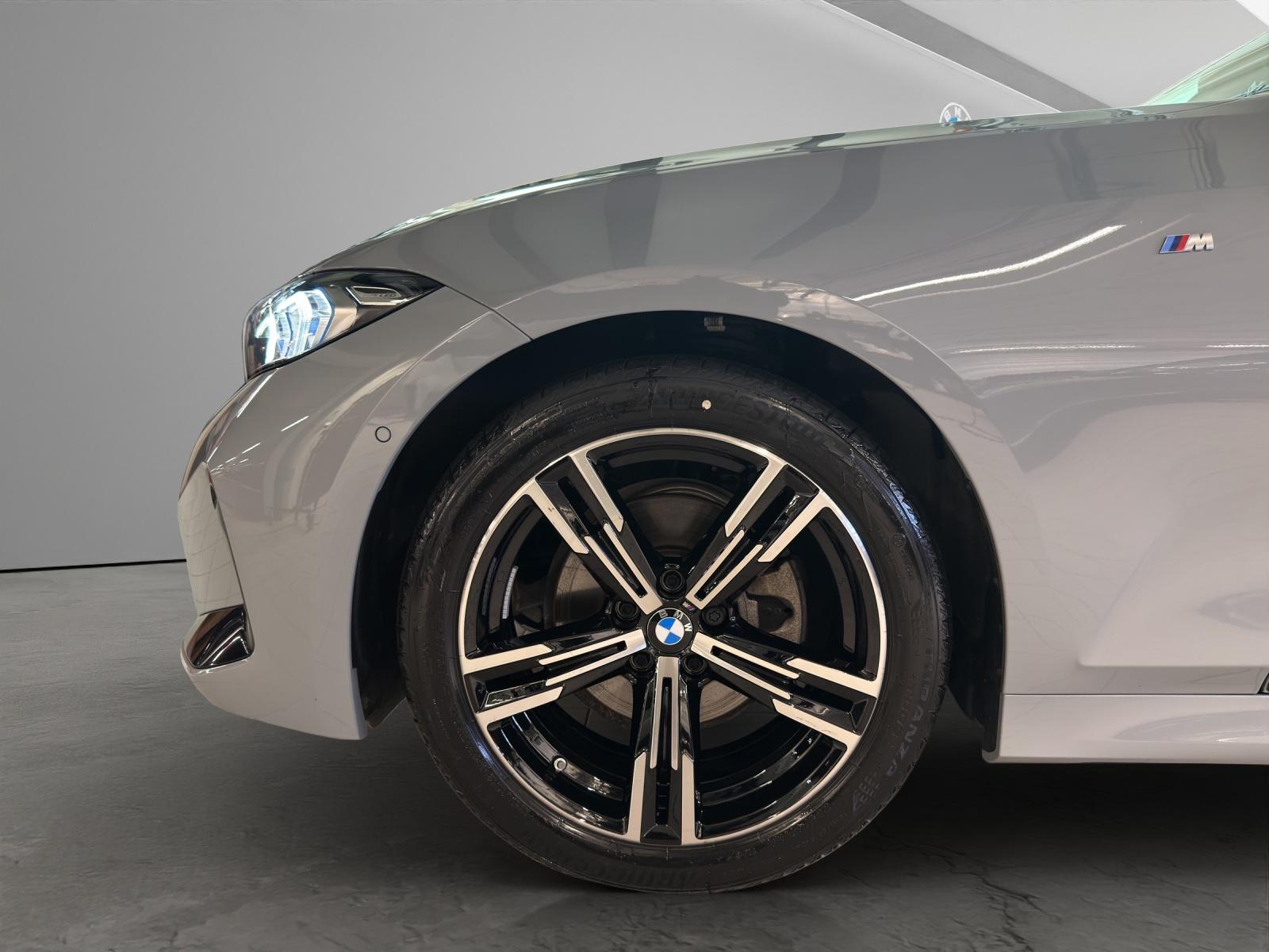 BMW 320d xDrive Touring M-SportPaket-image-21