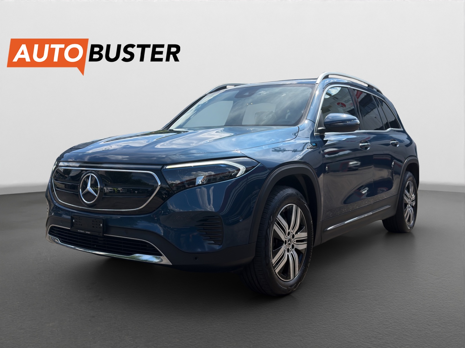 MERCEDES-BENZ EQB 300 4Matic-image-0
