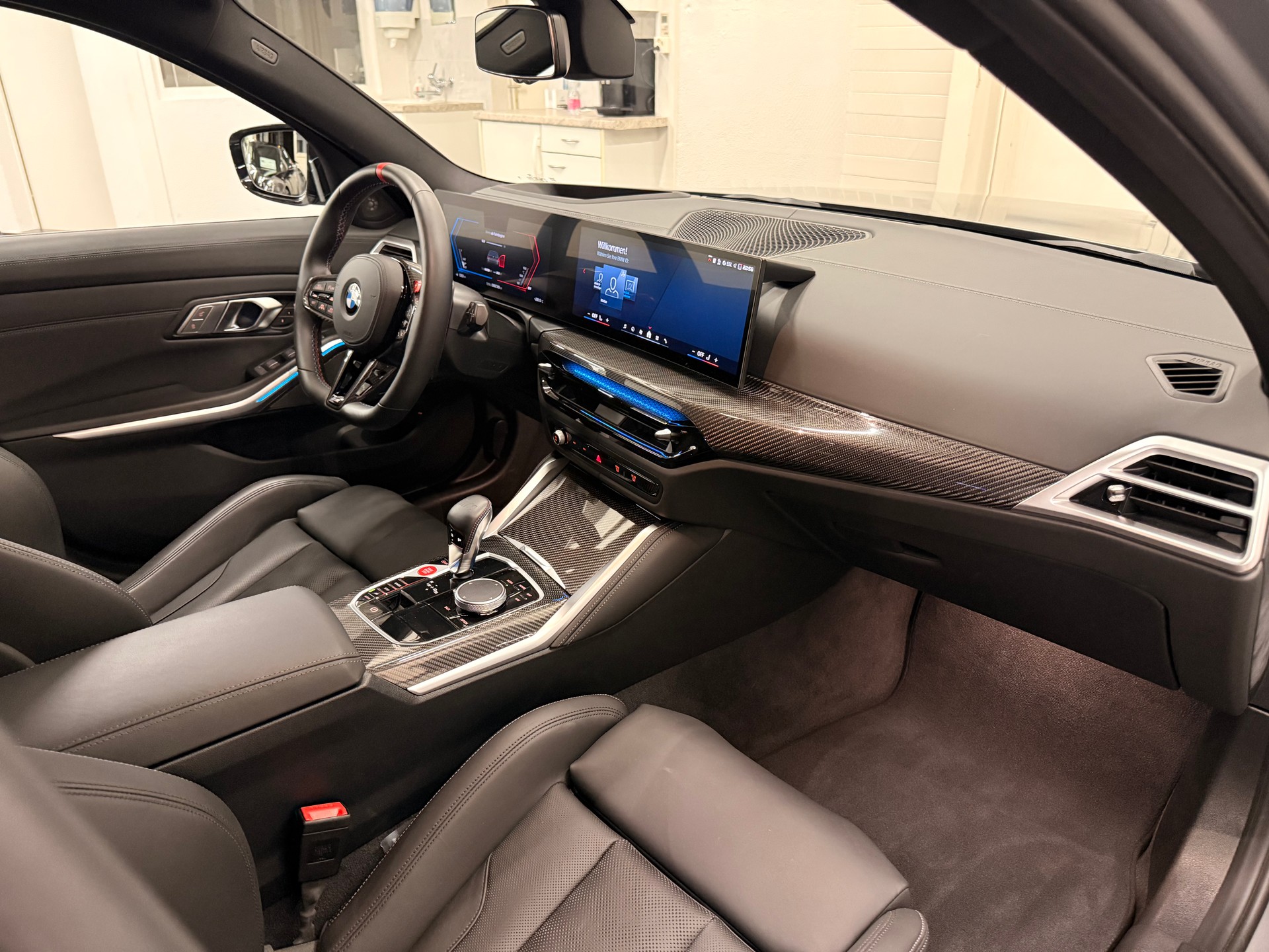 BMW M3 Touring xDrive Competition M LCI-image-6