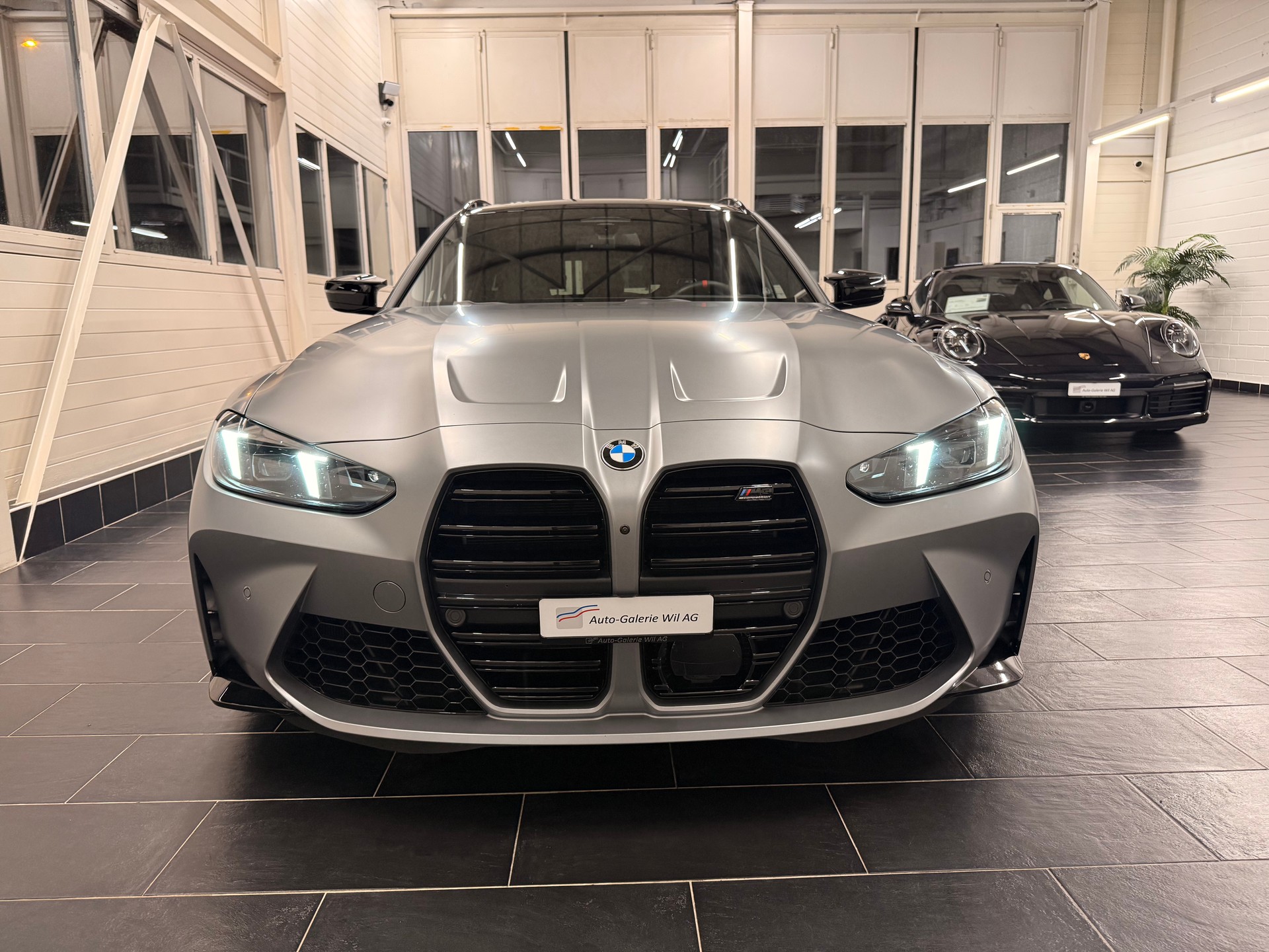 BMW M3 Touring xDrive Competition M LCI-image-2