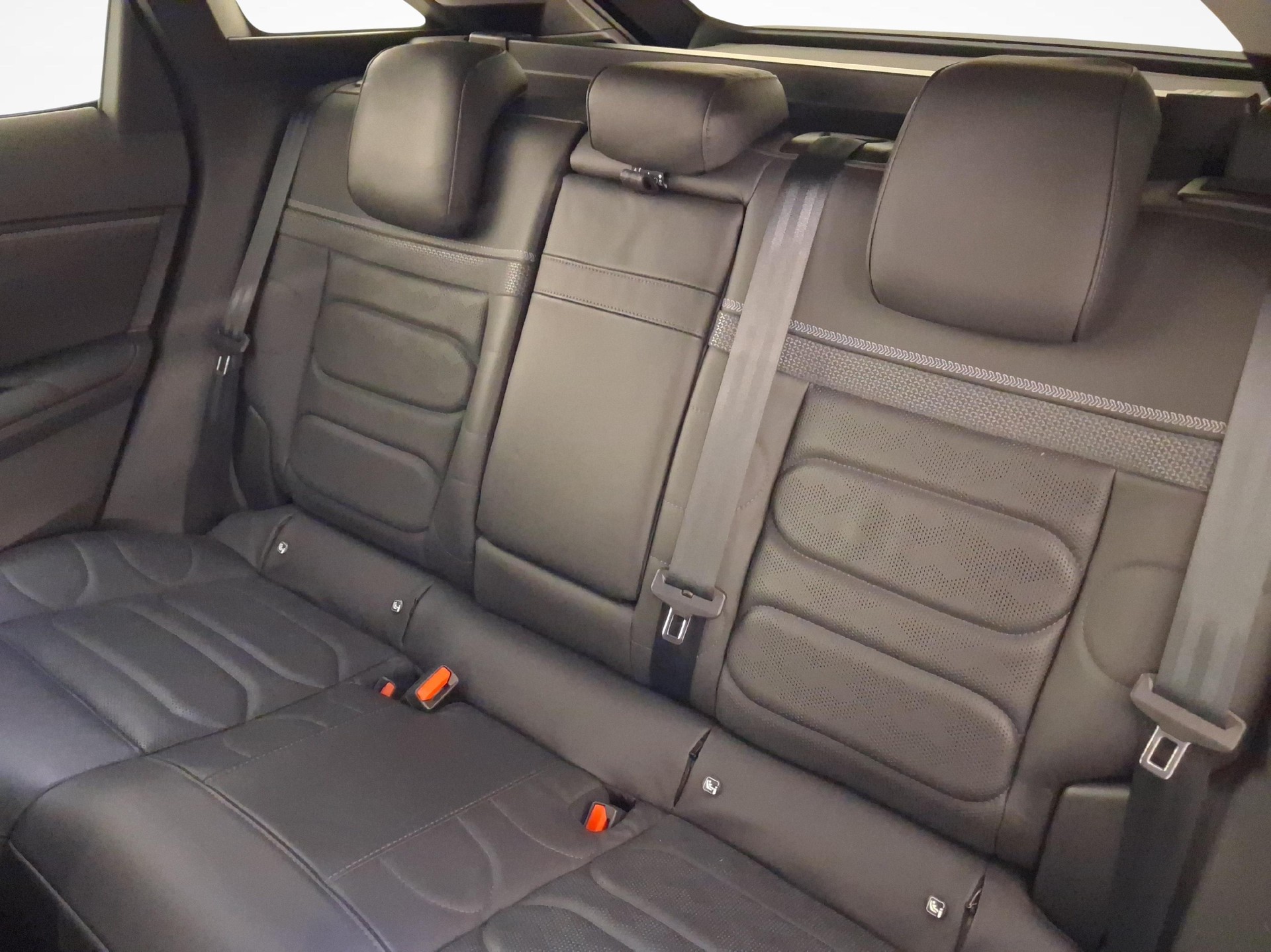 CITROEN C5 X 1.6 Plug-in Hybrid Shine Pack-image-10