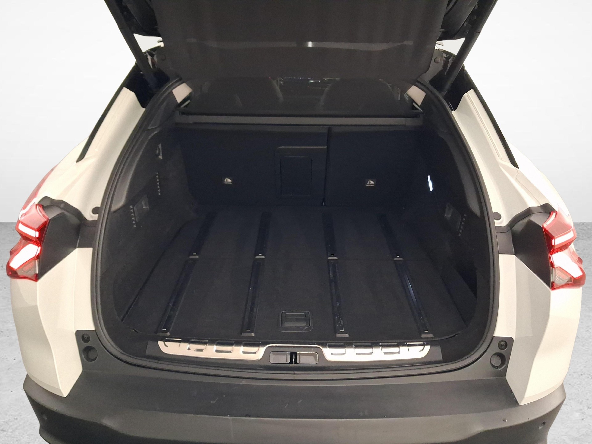 CITROEN C5 X 1.6 Plug-in Hybrid Shine Pack-image-11