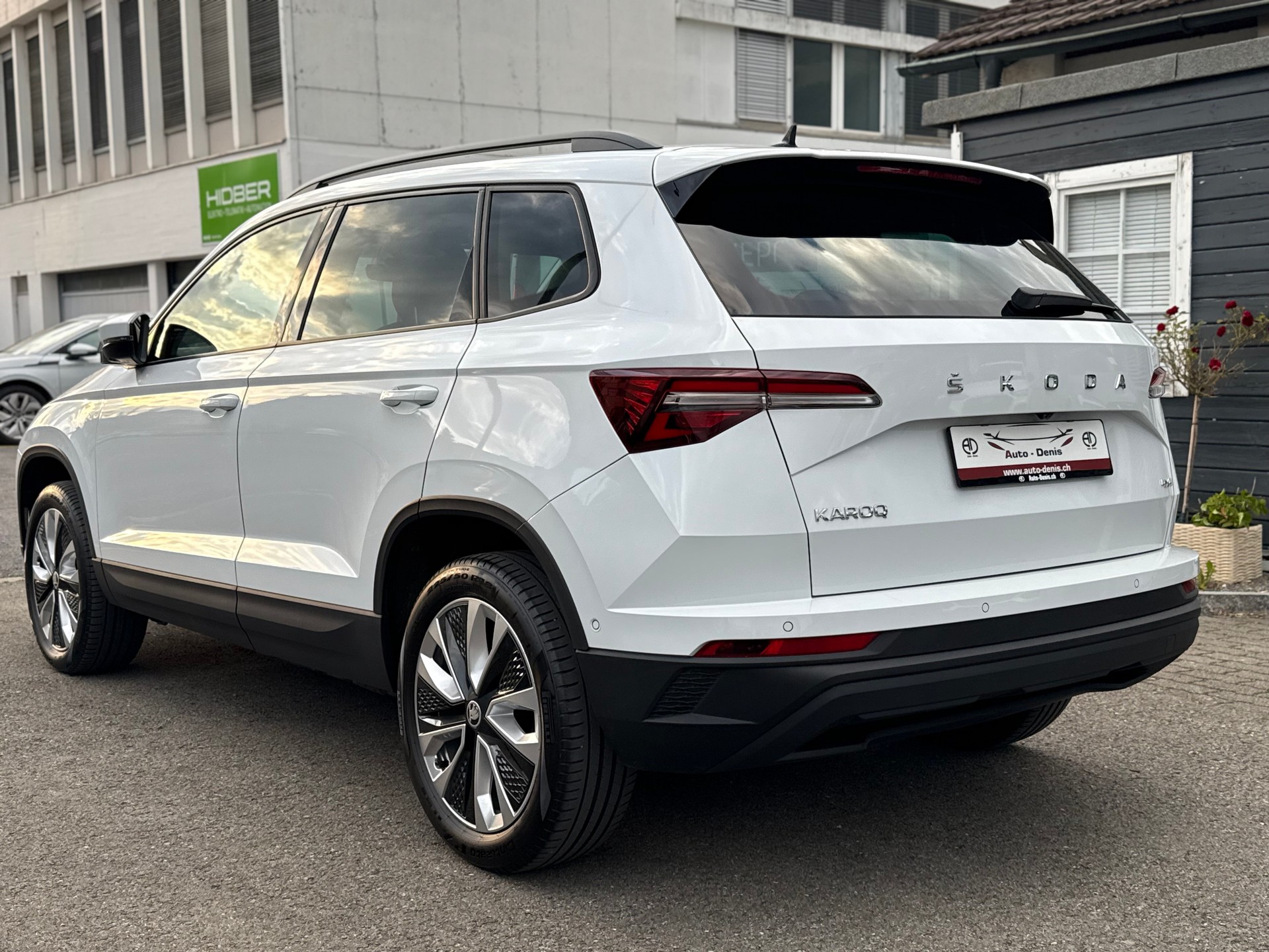 SKODA Karoq 2.0 TDI Style 4x4 DSG-image-6