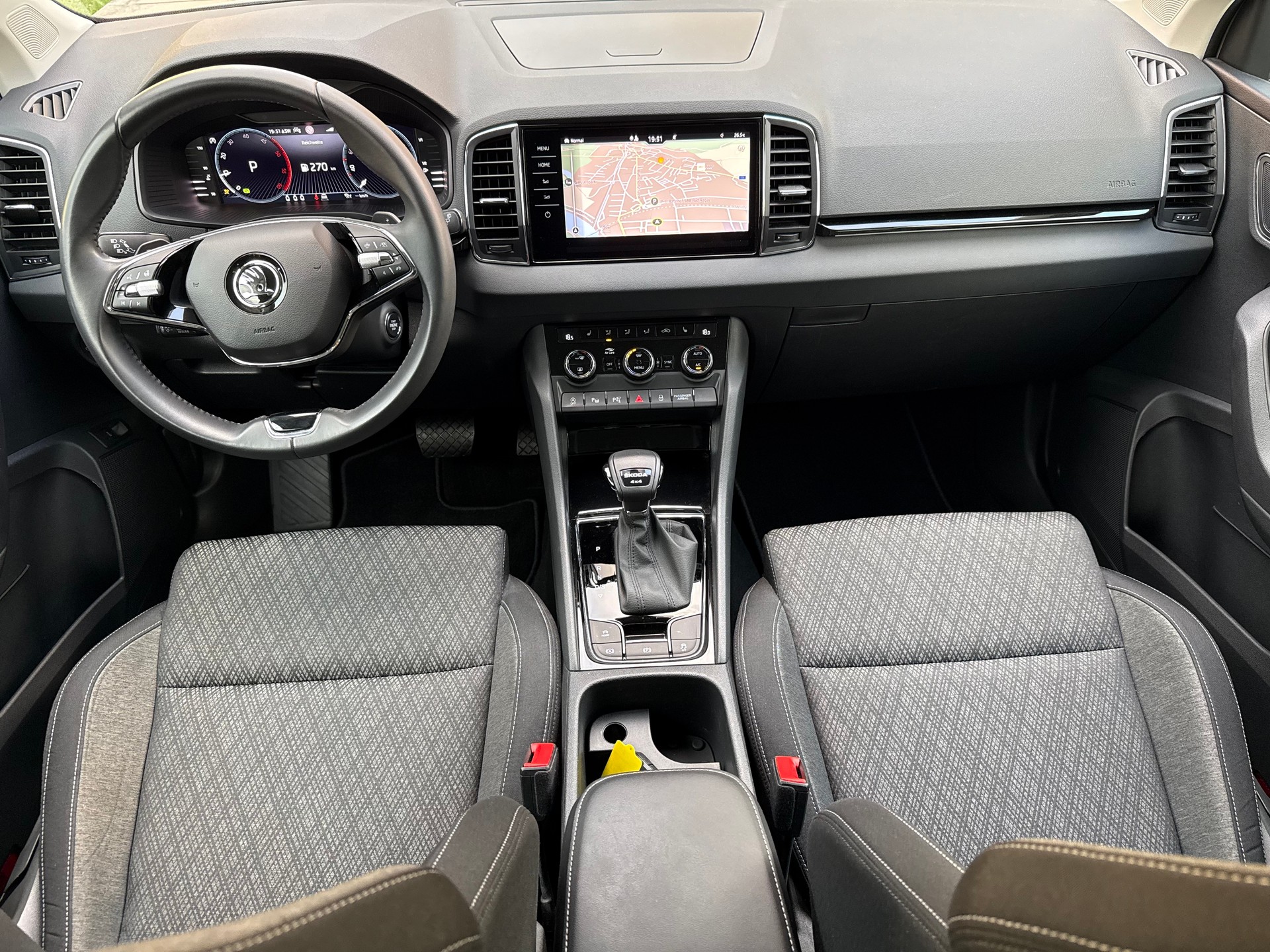 SKODA Karoq 2.0 TDI Style 4x4 DSG-image-20