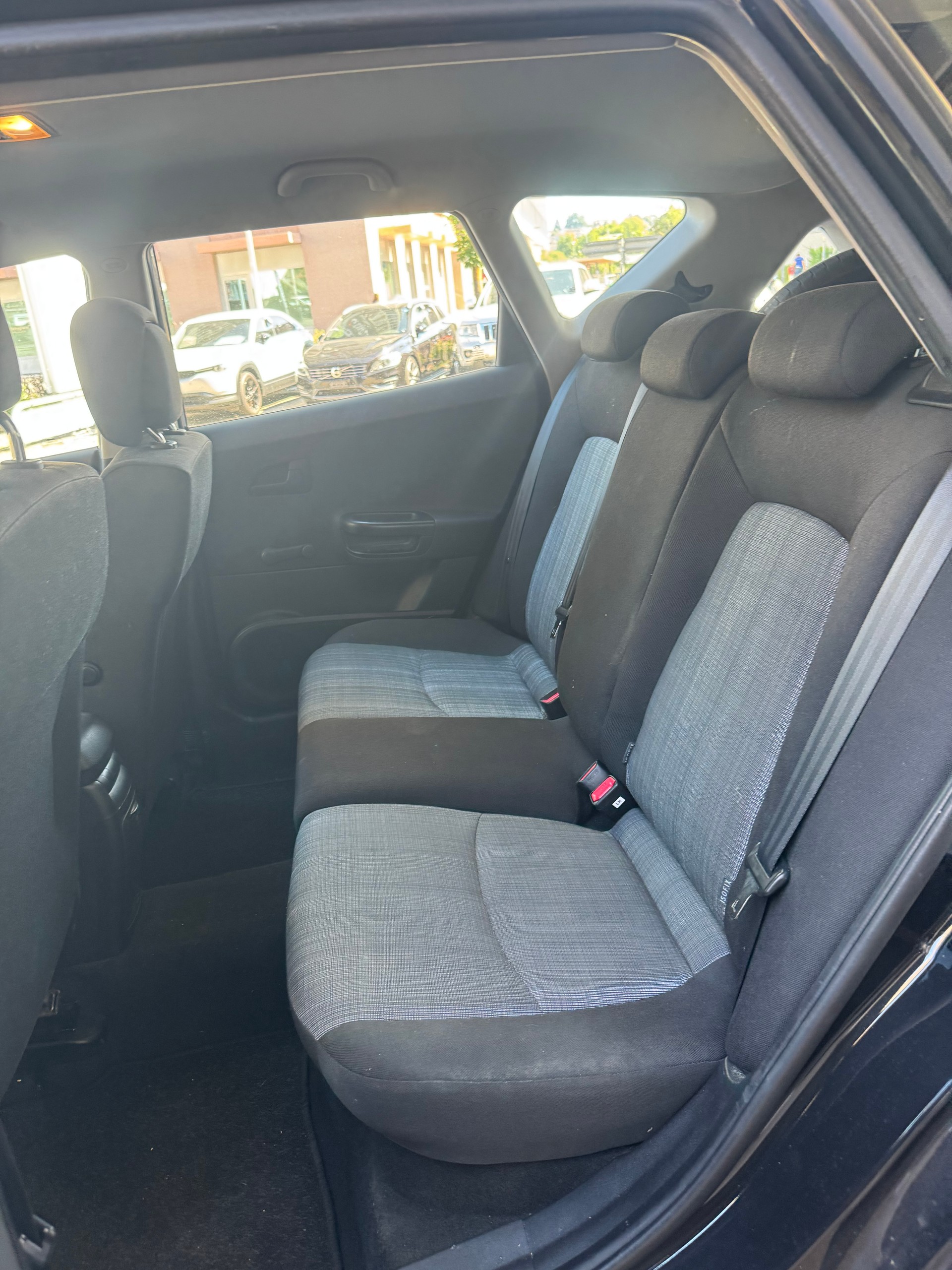 KIA Cee'd Sporty Wagon 1.4 16V Basic-image-6