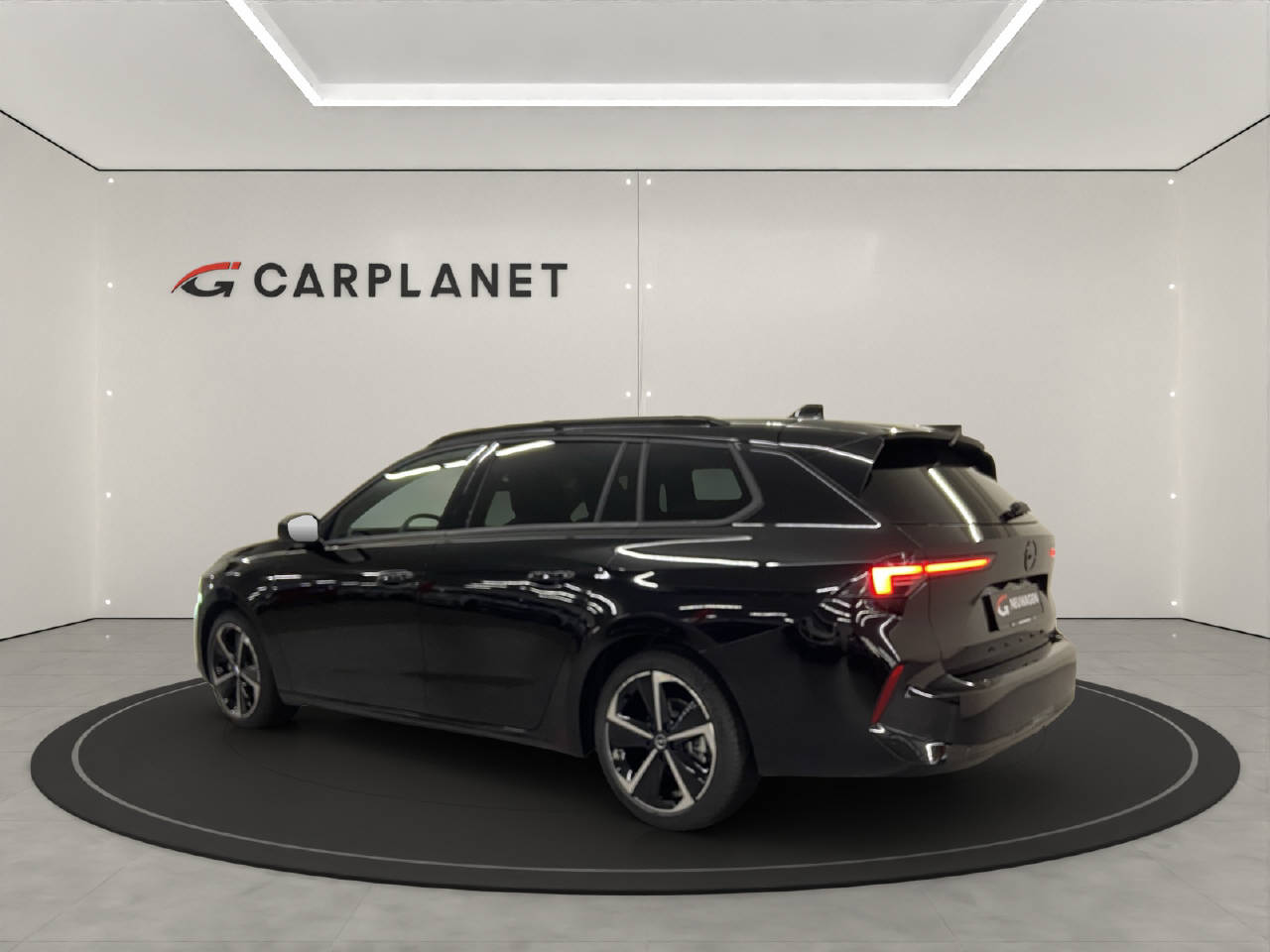 OPEL Astra Sports Tourer 1.2 T 130 GS EW-image-2