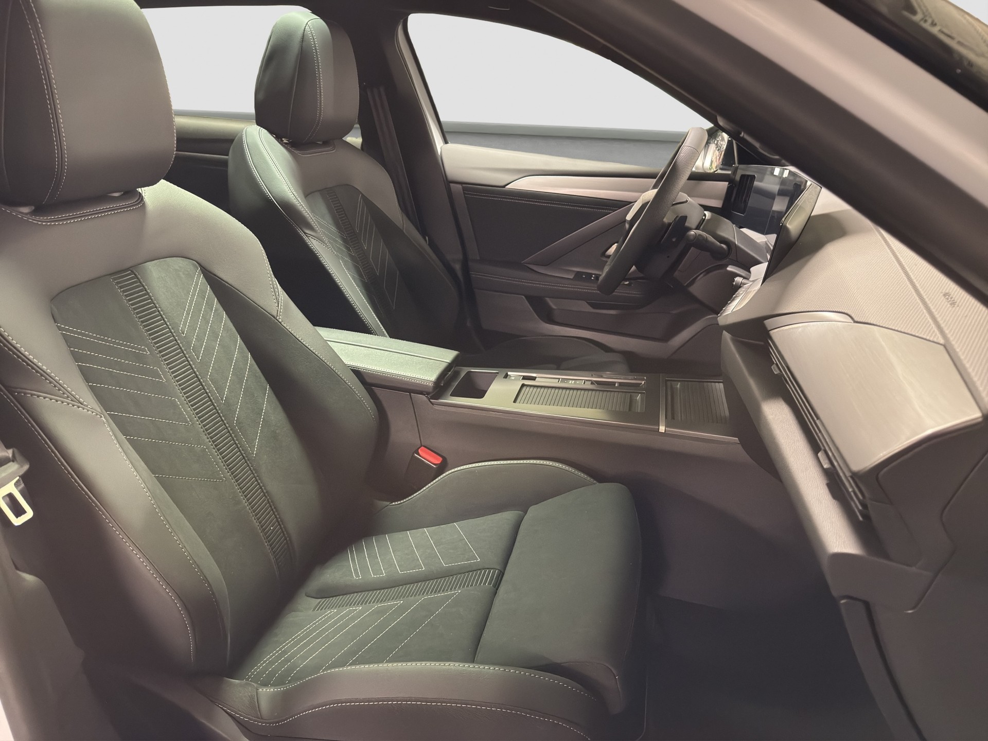 OPEL Astra-e Sports Tourer Ultimate-image-9