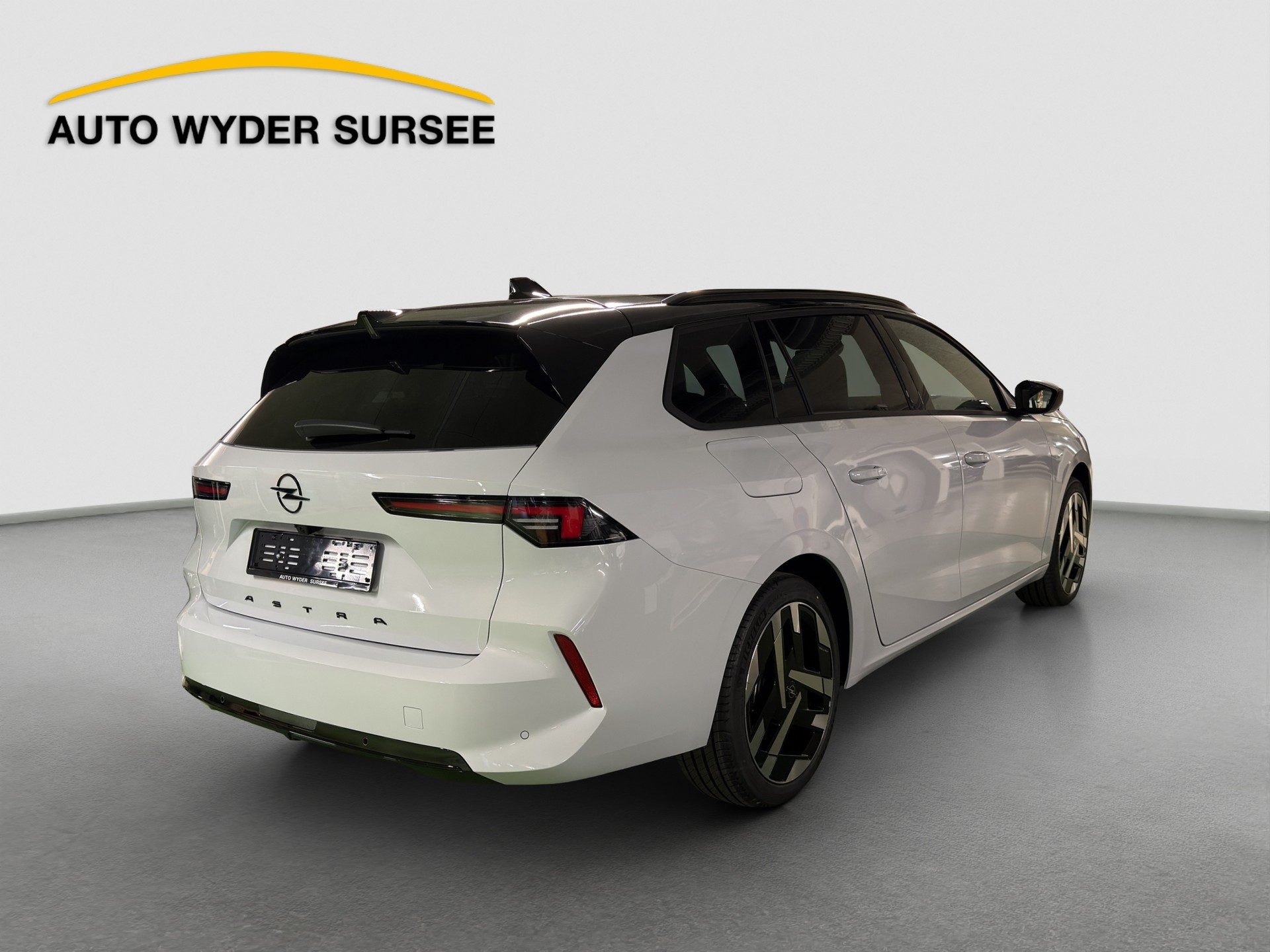 OPEL Astra-e Sports Tourer Ultimate-image-5