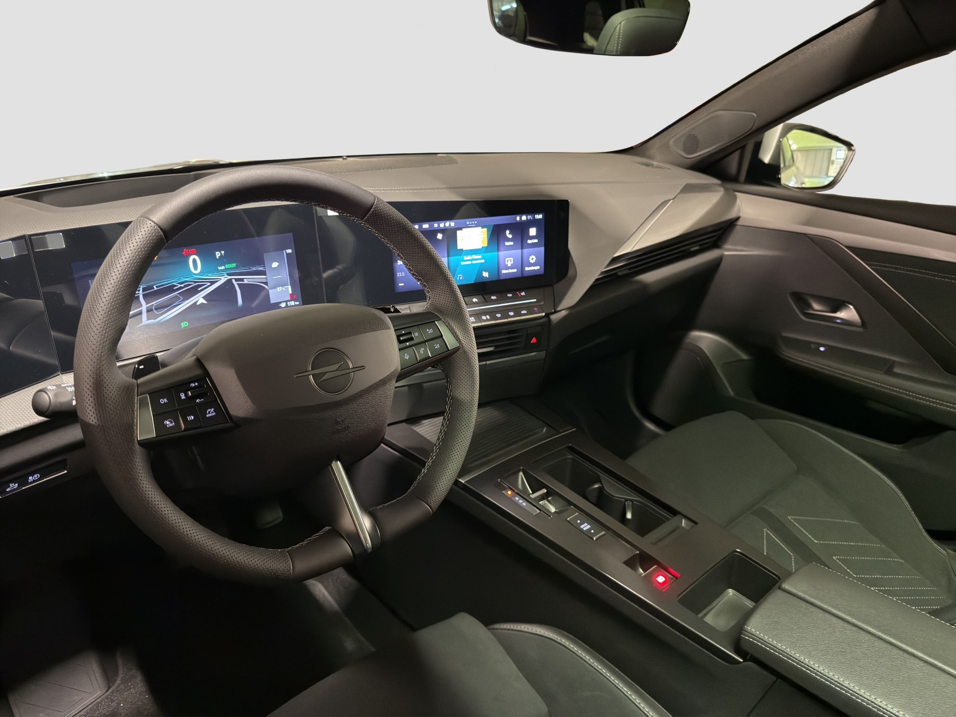 OPEL Astra-e Sports Tourer Ultimate-image-12