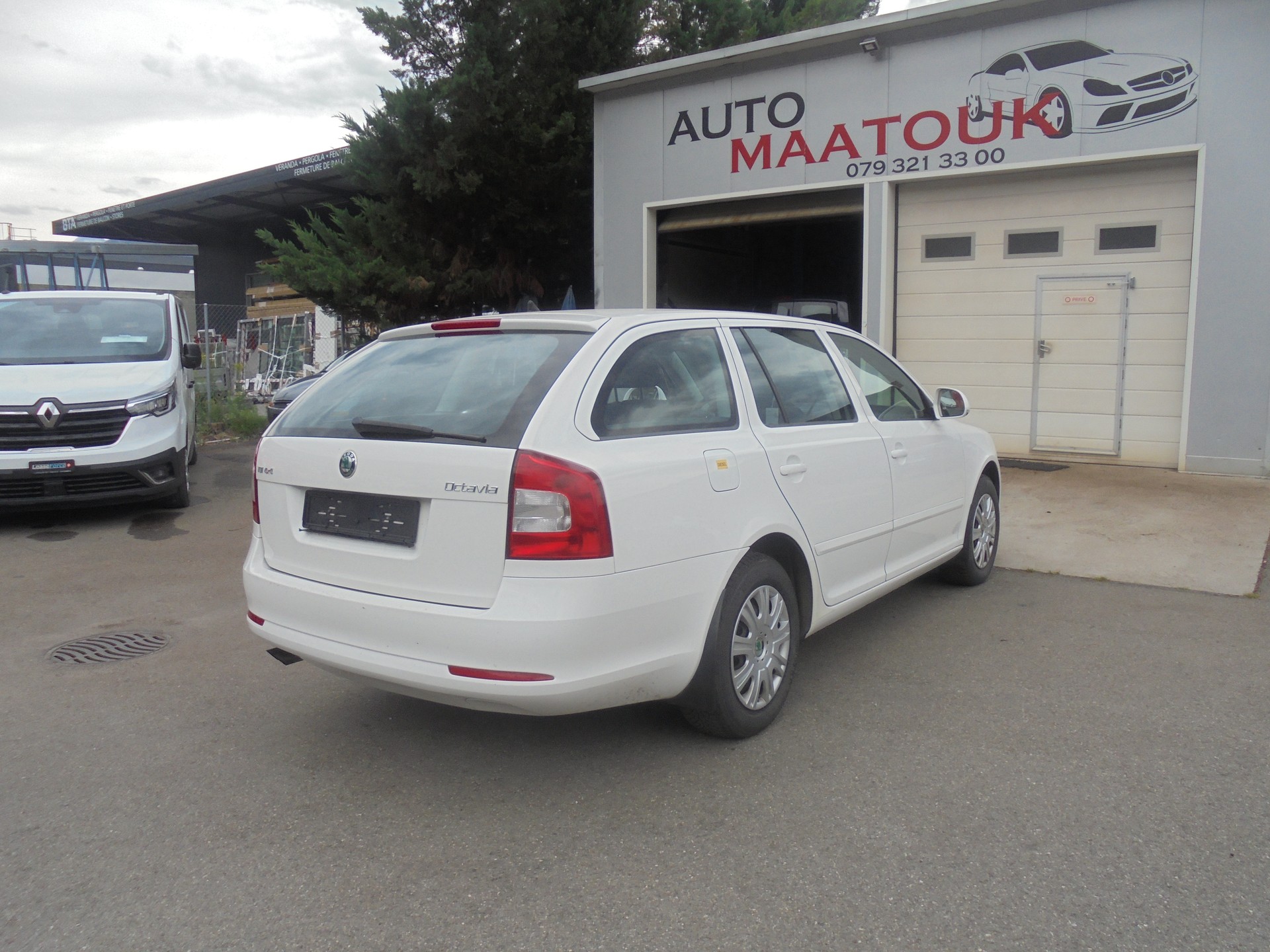 SKODA Octavia Combi 1.6 TDI Swiss Adventure 4x4-image-5