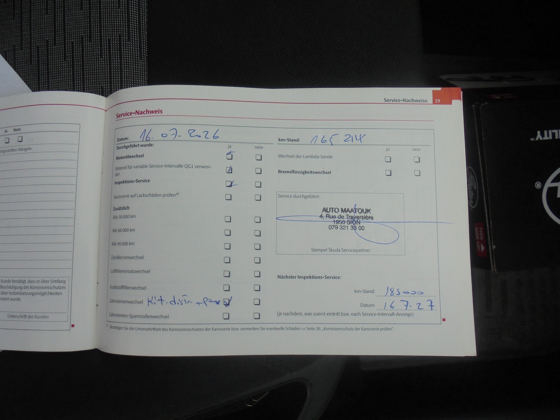 SKODA Octavia Combi 1.6 TDI Swiss Adventure 4x4-image-9