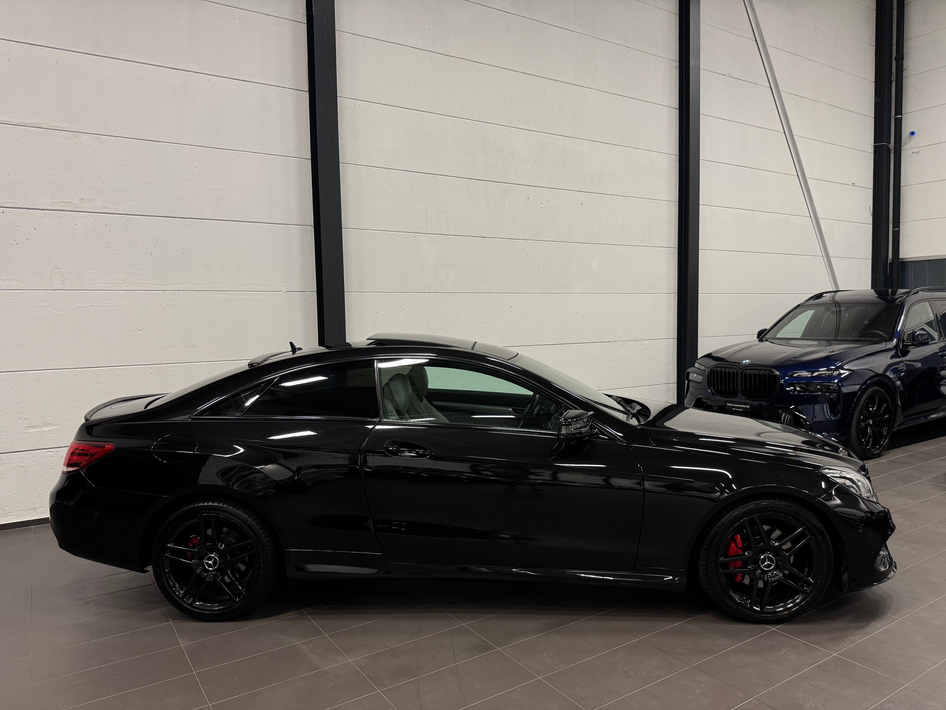 MERCEDES-BENZ E 250 7G-Tronic AMG LINE-image-5