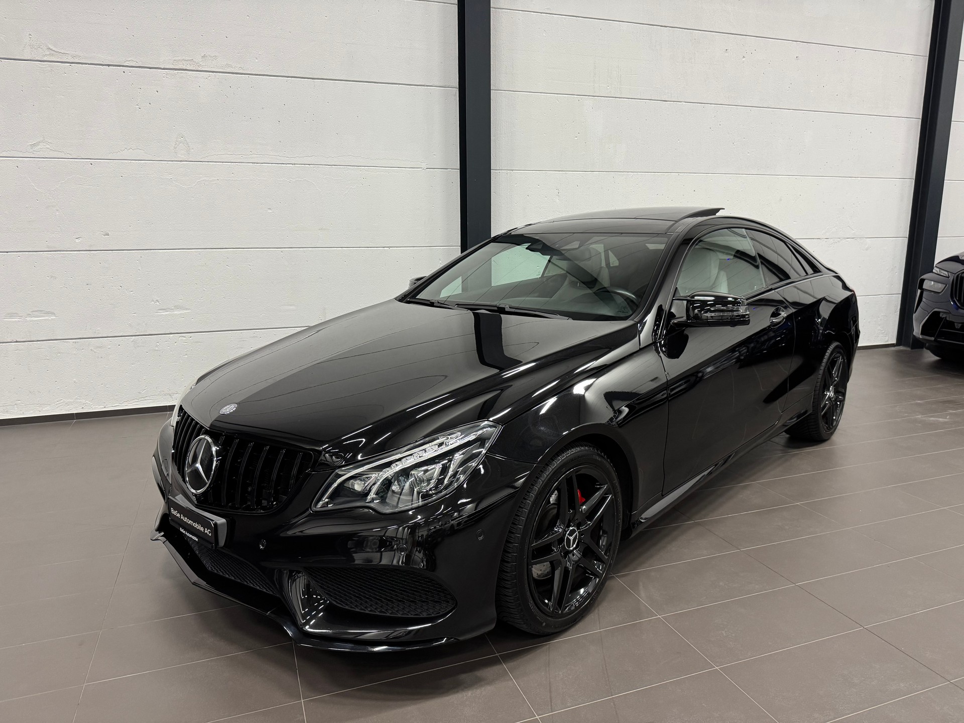 MERCEDES-BENZ E 250 7G-Tronic AMG LINE