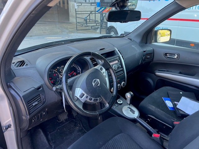 NISSAN X-Trail 2.0 dCi 16V SE Automatic-image-1