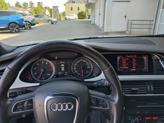 AUDI A4 Avant 2.0TFSI Style qu-image-6