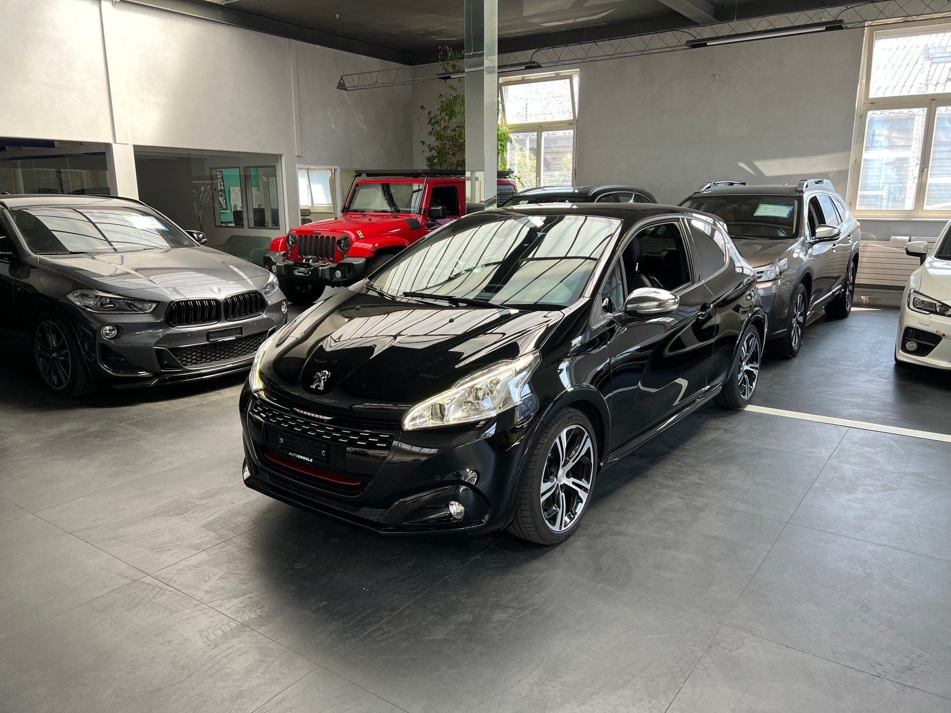 PEUGEOT 208 1.6 Turbo GTi-image-0