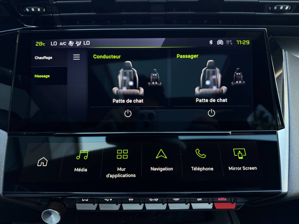 PEUGEOT 408 1.2 Hybrid GT Exclusive-image-10