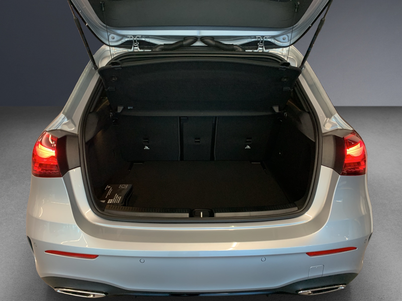 MERCEDES-BENZ A 200 Night Star-image-11