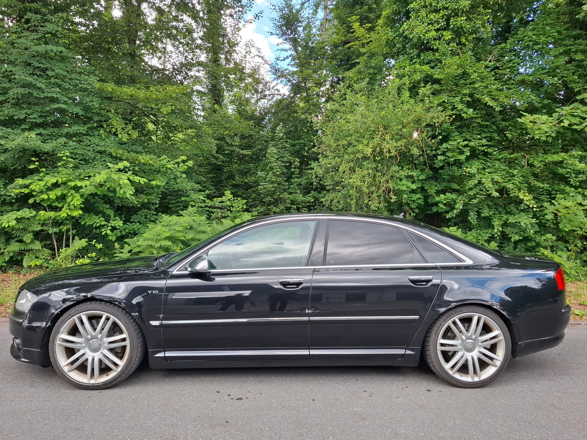 AUDI S8 Quattro, V10-5,2 S-LINE-image-0