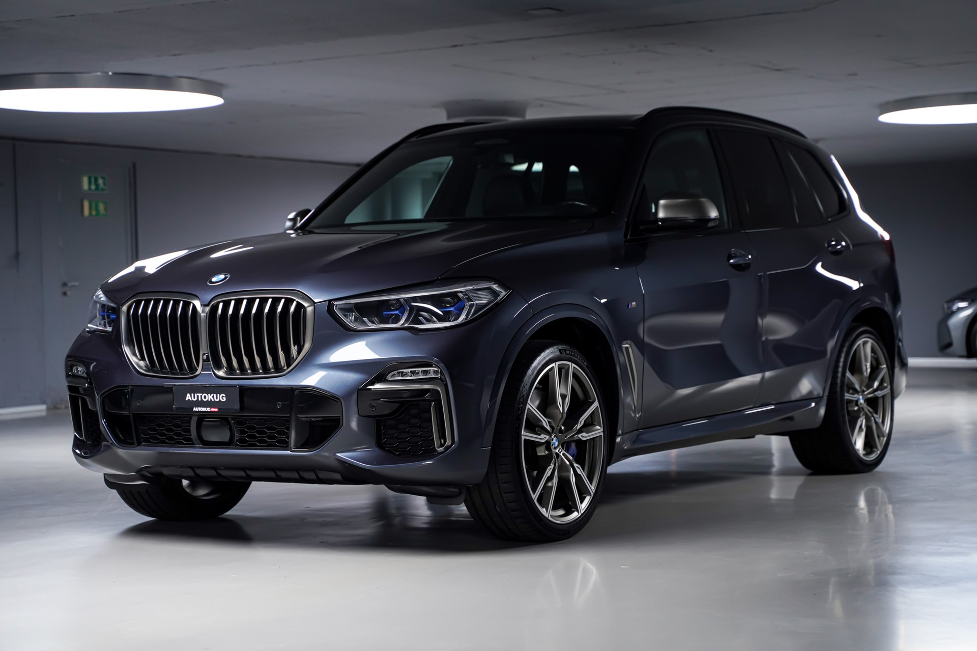 BMW X5 xDrive M50i Steptronic-image-0