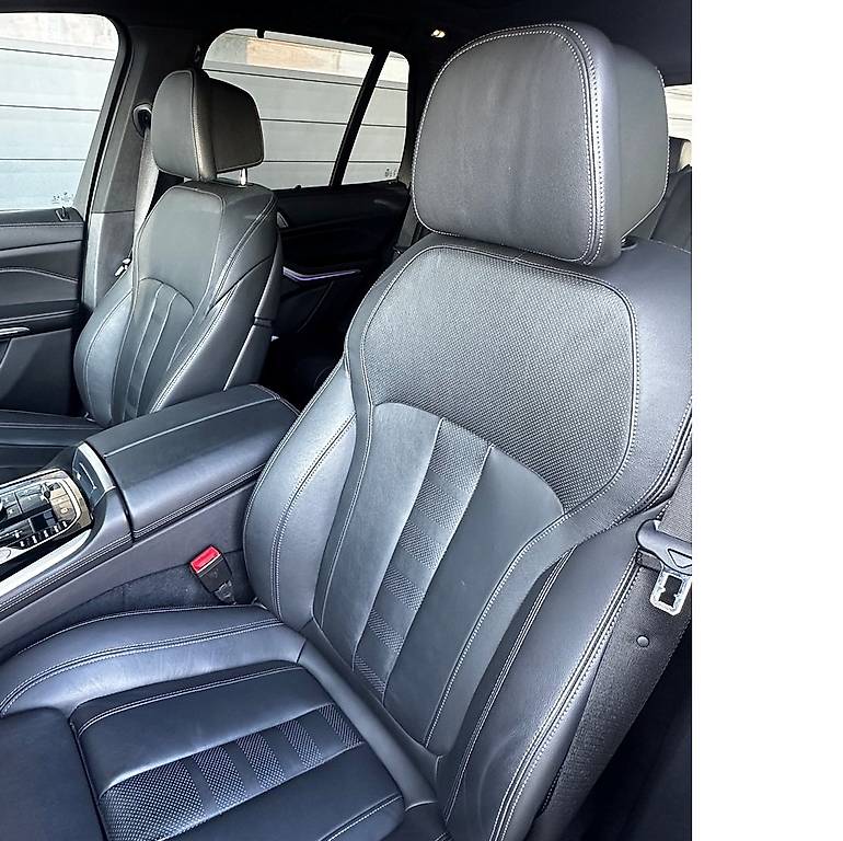 BMW X5-image-4