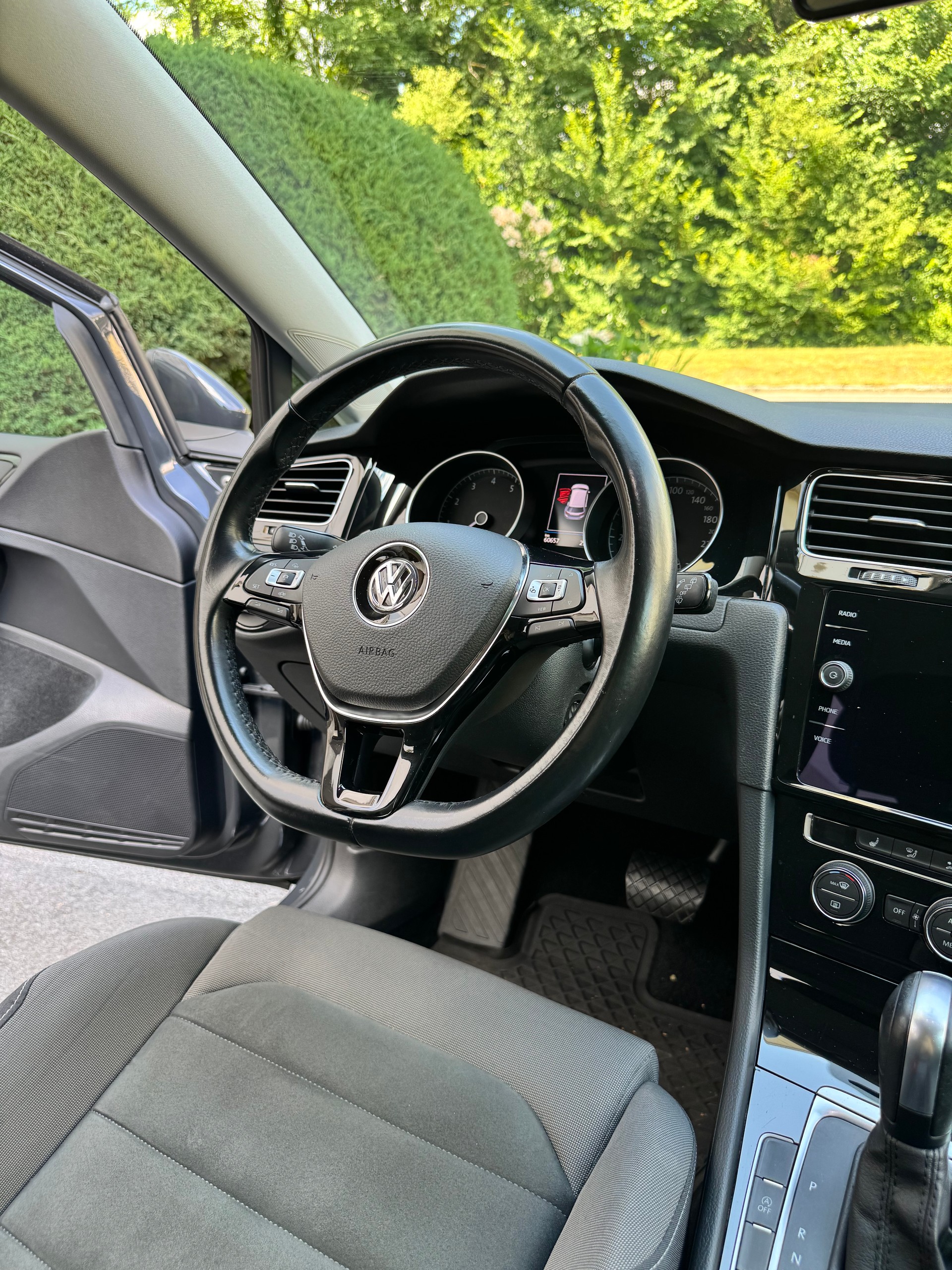 VW 1.5 TSI 150 Highline DSG-image-2