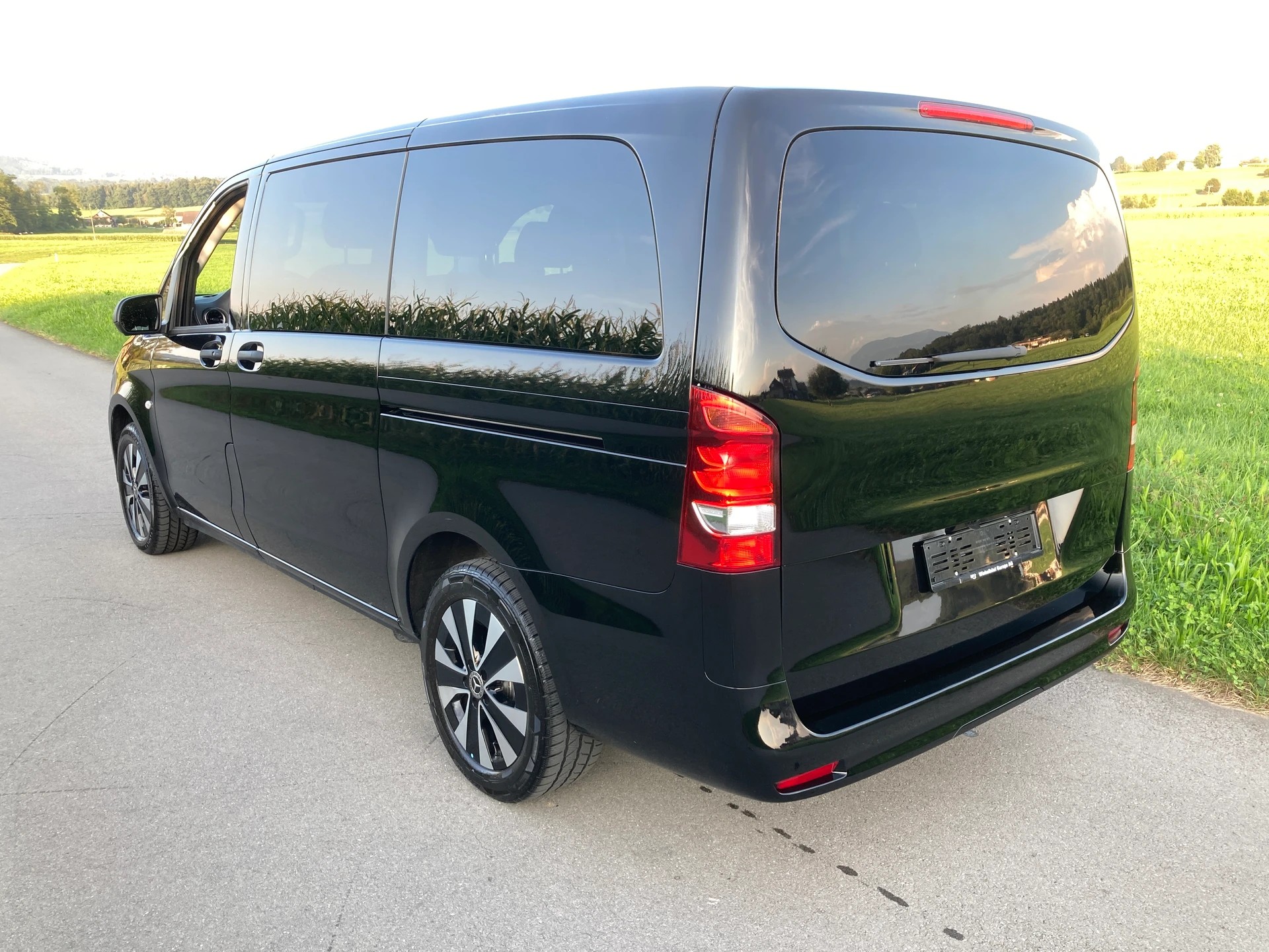 MERCEDES-BENZ Vito 116 CDI Pro Tourer 4Matic 9G-Tronic 9 Sitzer-image-3