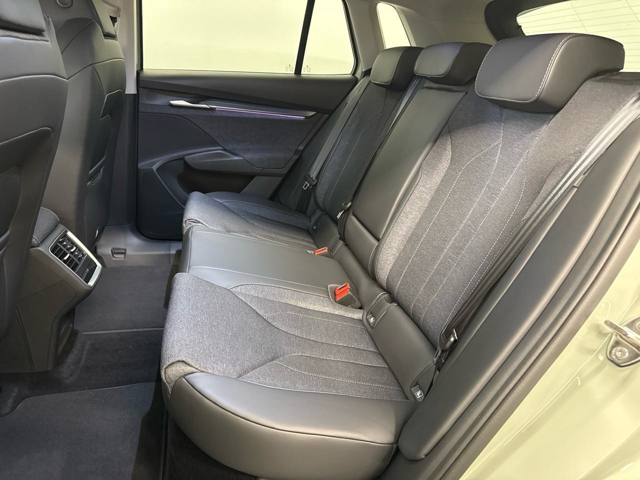SKODA Elroq 85 Selection-image-11