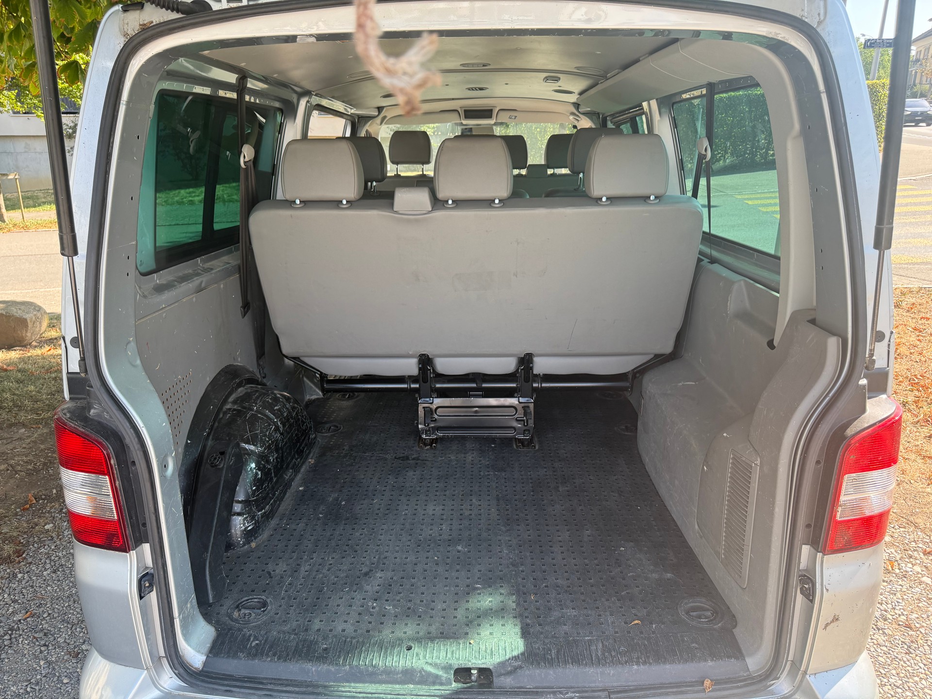 VW T5 2.0 Bi-TDI BMT DSG-image-12