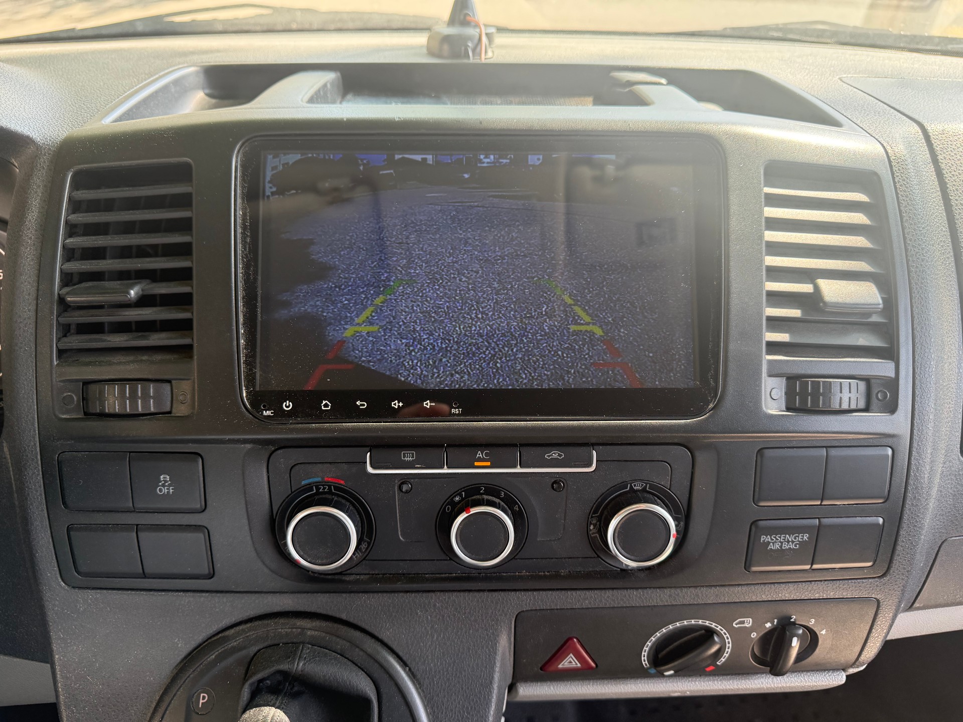 VW T5 2.0 Bi-TDI BMT DSG-image-14